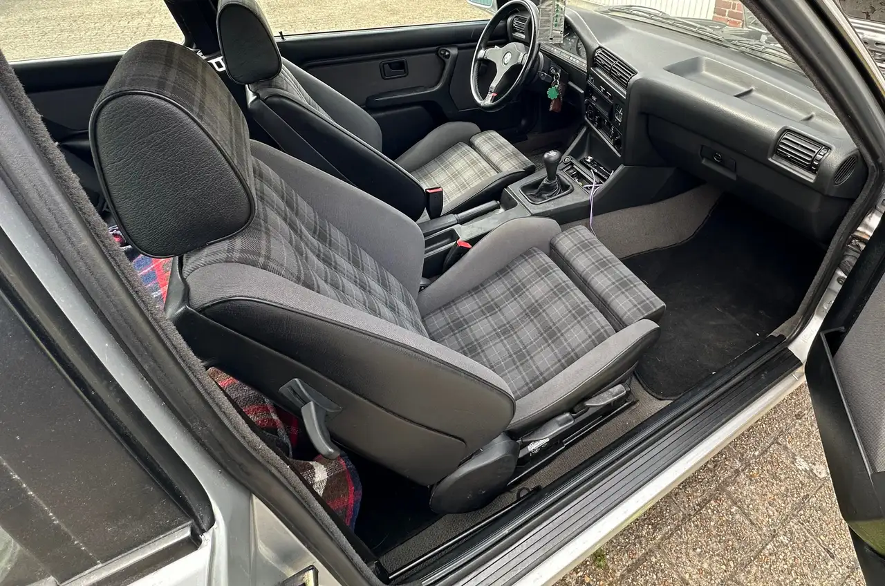 BMW 318 IS, foto 7
