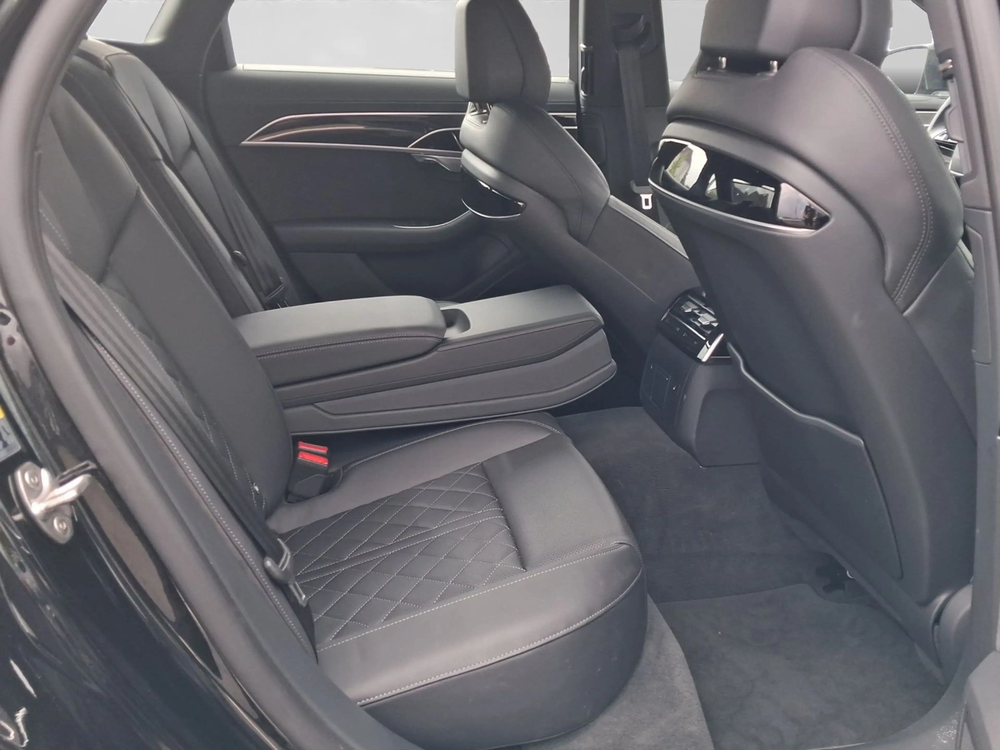 Audi A8 50 TDI Q 2x S LINE PANO MATRIX STDHZG VIRTUAL — photo 6