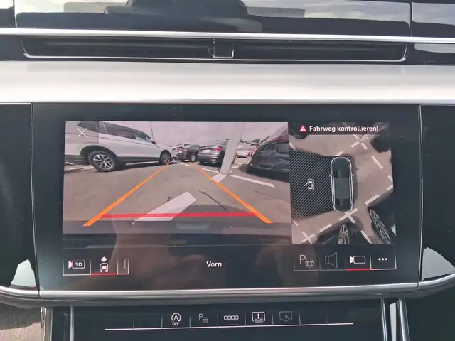 Audi A8 view 12