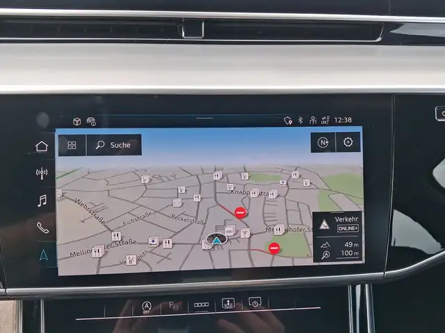 Audi A8 view 15