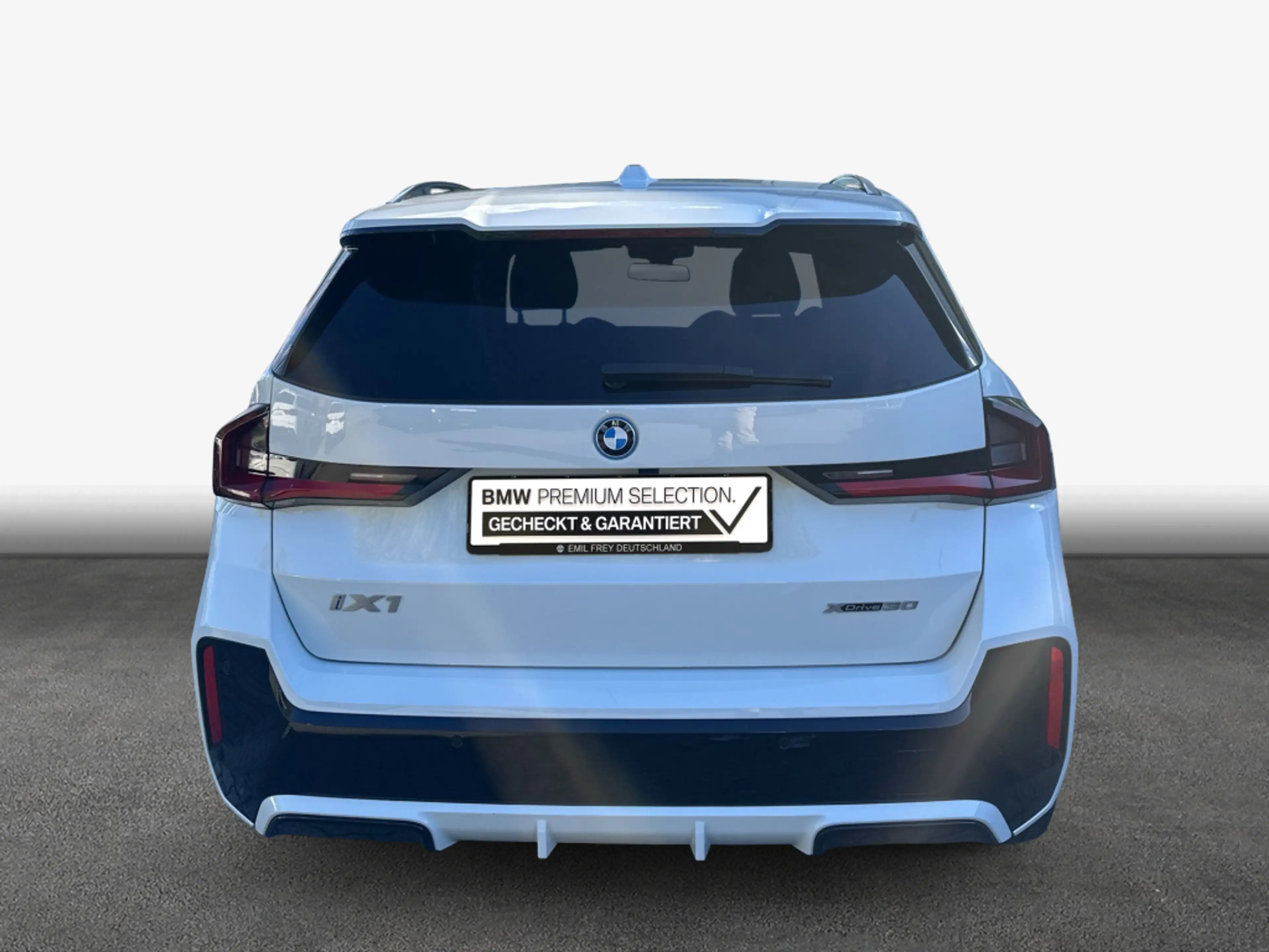 BMW iX1 xDrive30 M Sportpaket LED* HiFi* Head-Up* — photo 7
