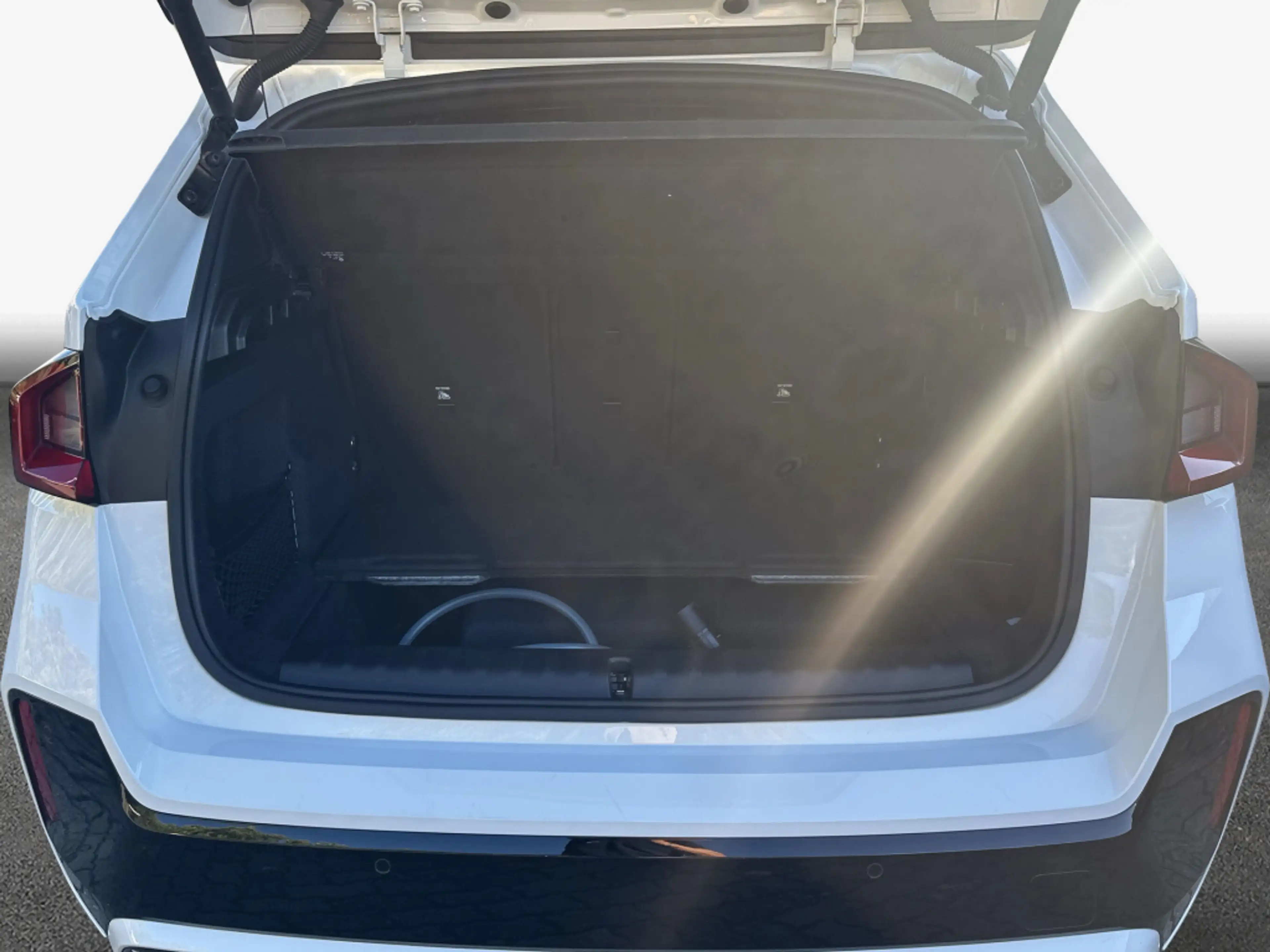 BMW iX1 xDrive30 M Sportpaket LED* HiFi* Head-Up* — photo 10