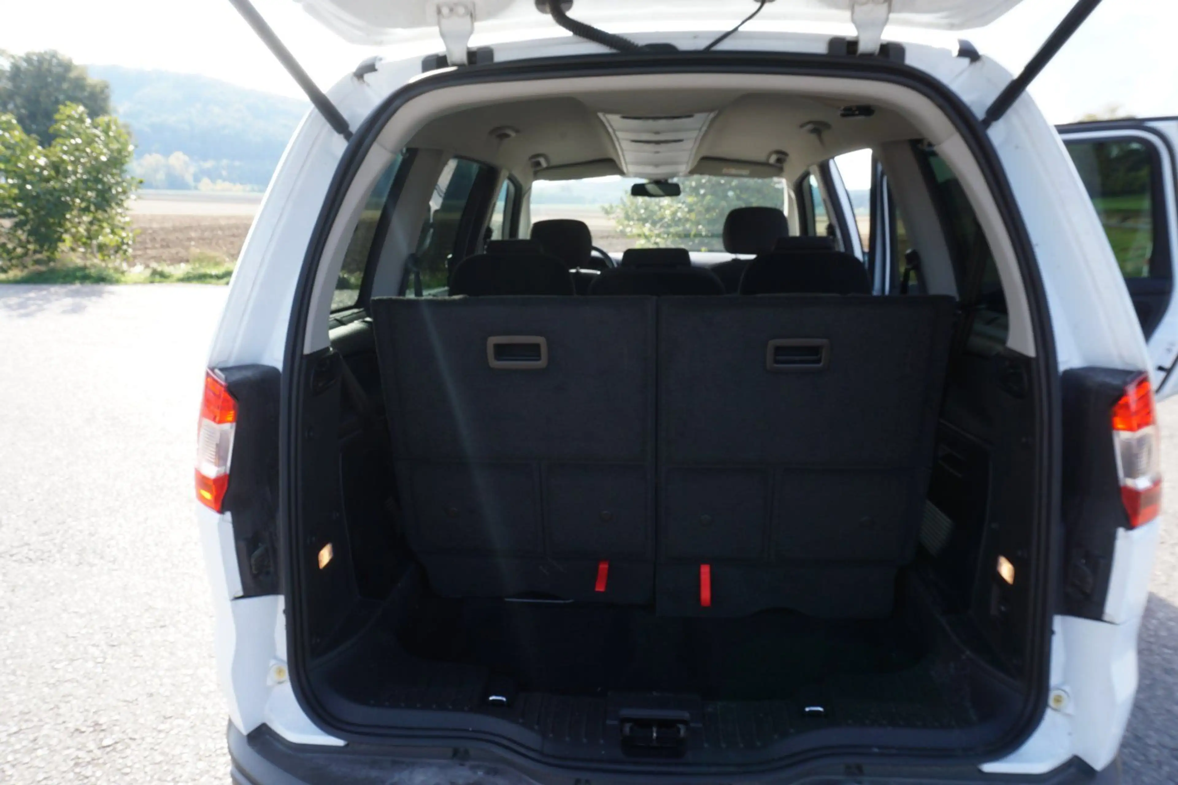 Ford Galaxy Ford Galaxy Business Plus 2,0l TDCi/DPF 120KW — photo 7