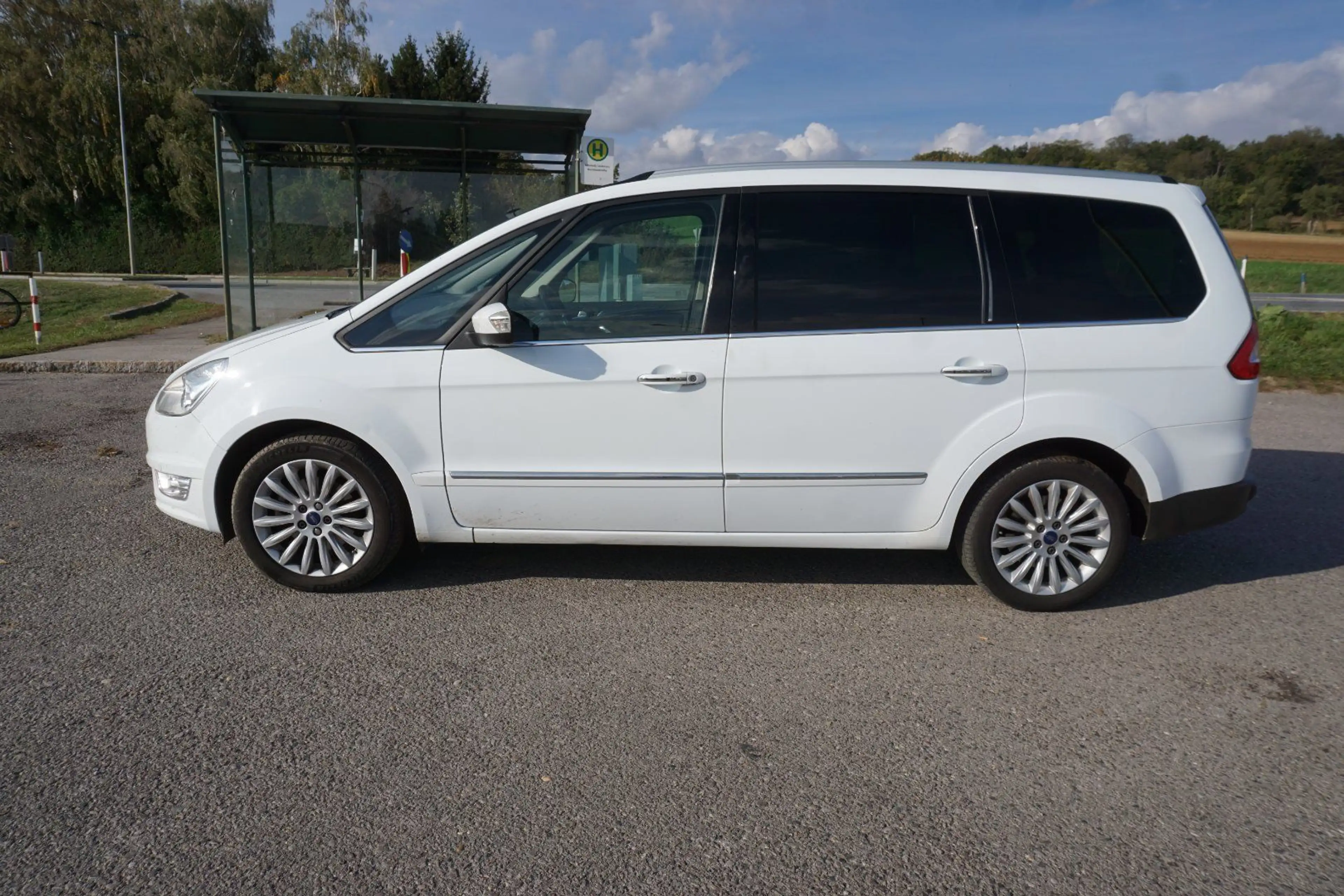Ford Galaxy Ford Galaxy Business Plus 2,0l TDCi/DPF 120KW — photo 4