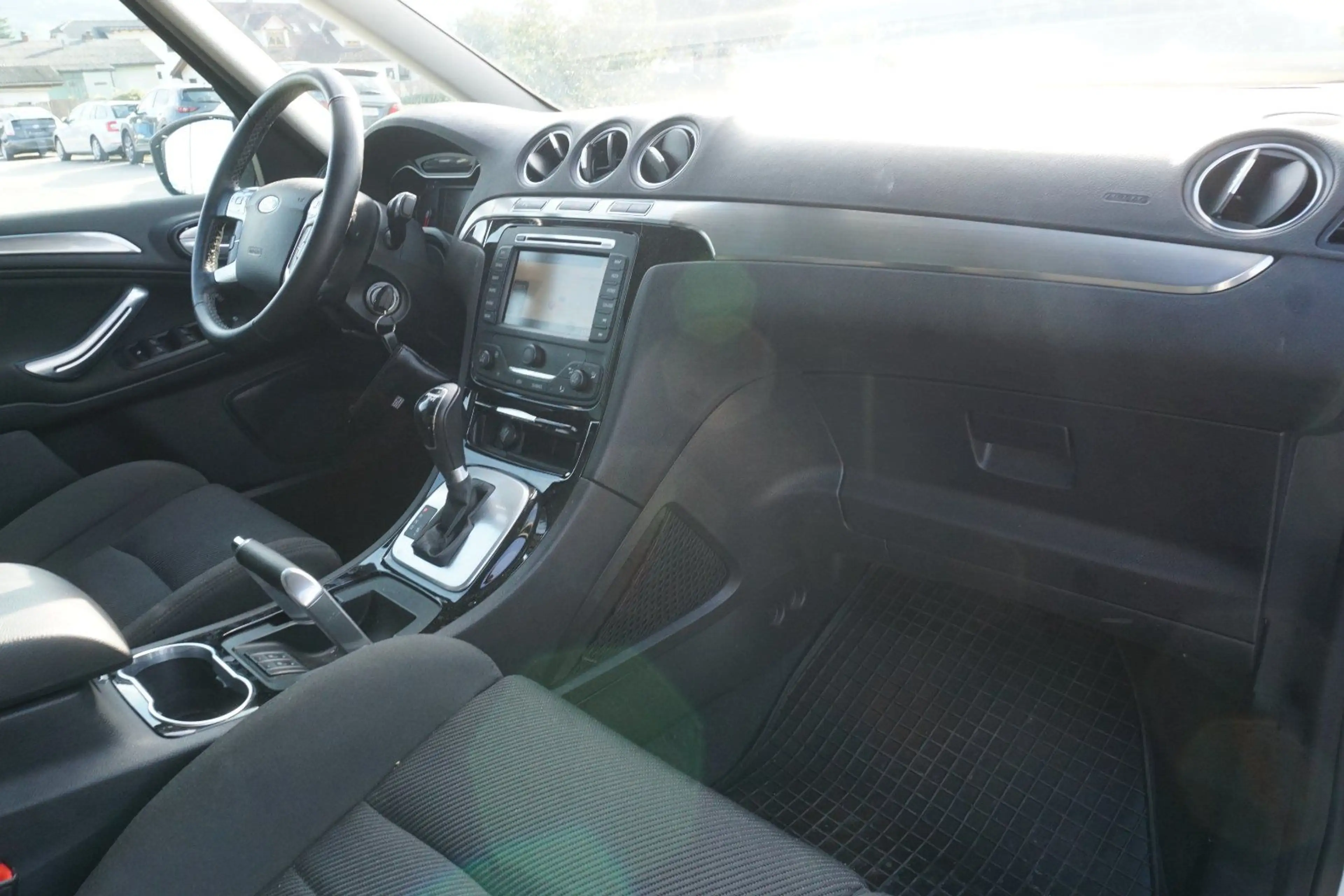 Ford Galaxy Ford Galaxy Business Plus 2,0l TDCi/DPF 120KW — photo 11