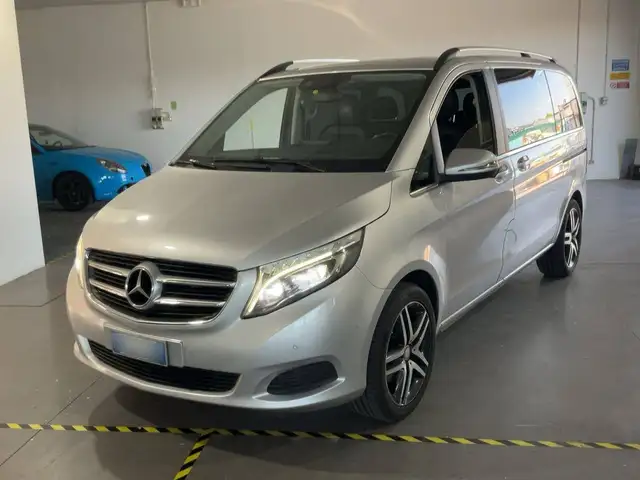 2017 Mercedes-Benz V-Class in Silver for sale