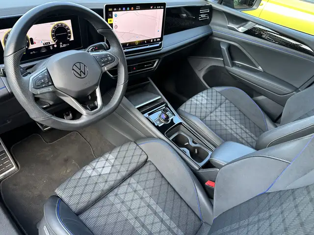 Volkswagen Tiguan view 11
