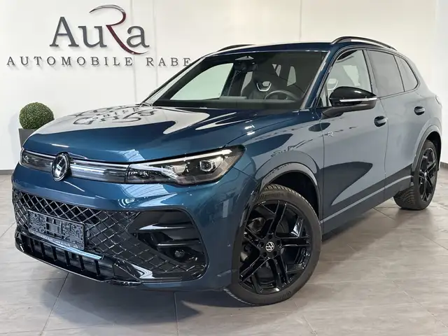 Volkswagen Tiguan view 2