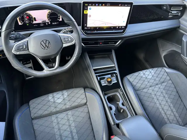 Volkswagen Tiguan view 14