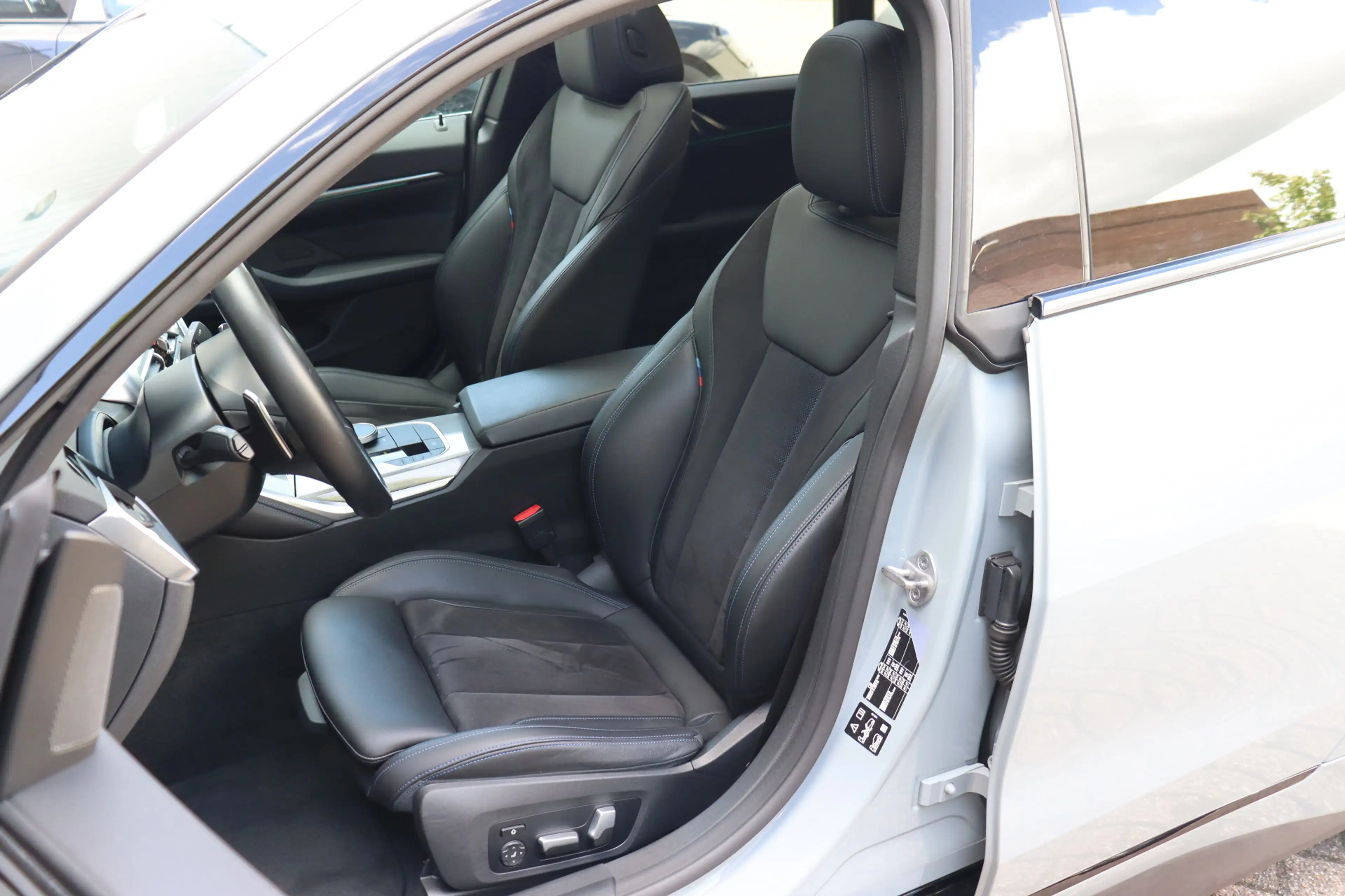 BMW 440 4 Serie Gran Coupé M440i xDrive High Executive Aut — photo 3