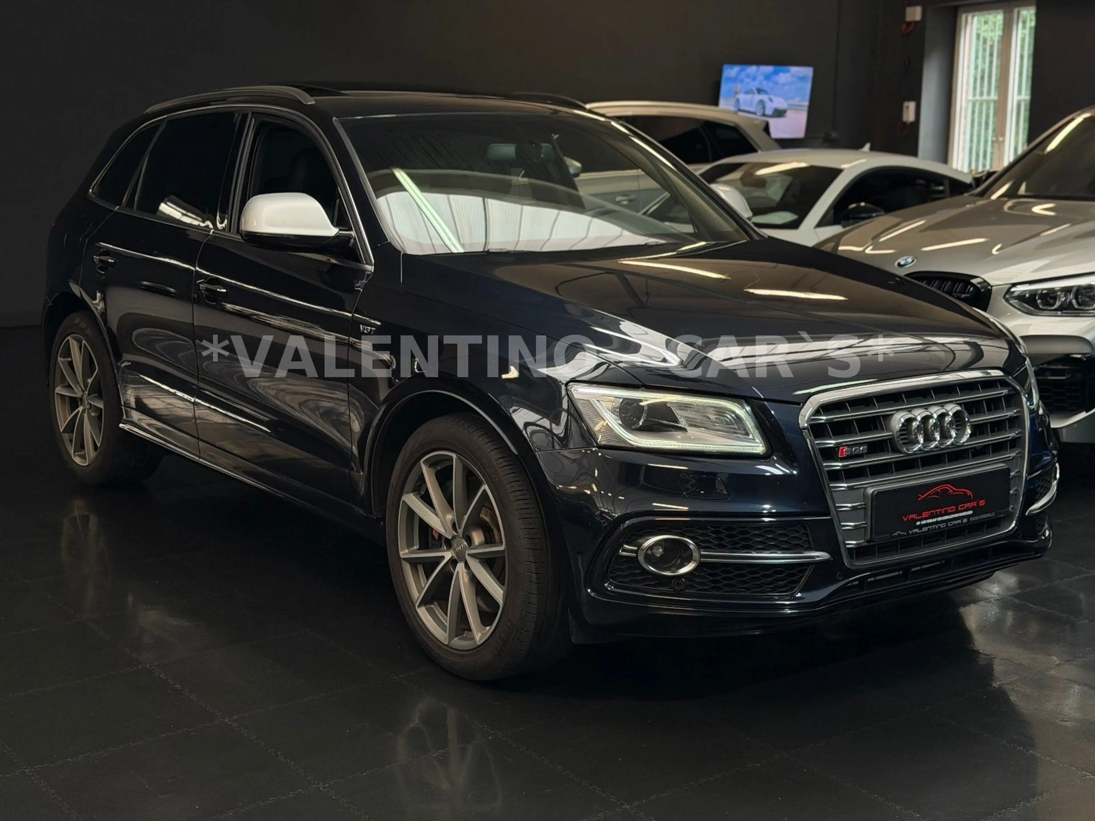 Audi SQ5 3.0 TDI quattro S-Tron/Kam/Pano/AHK/B&O/Temp — photo 4