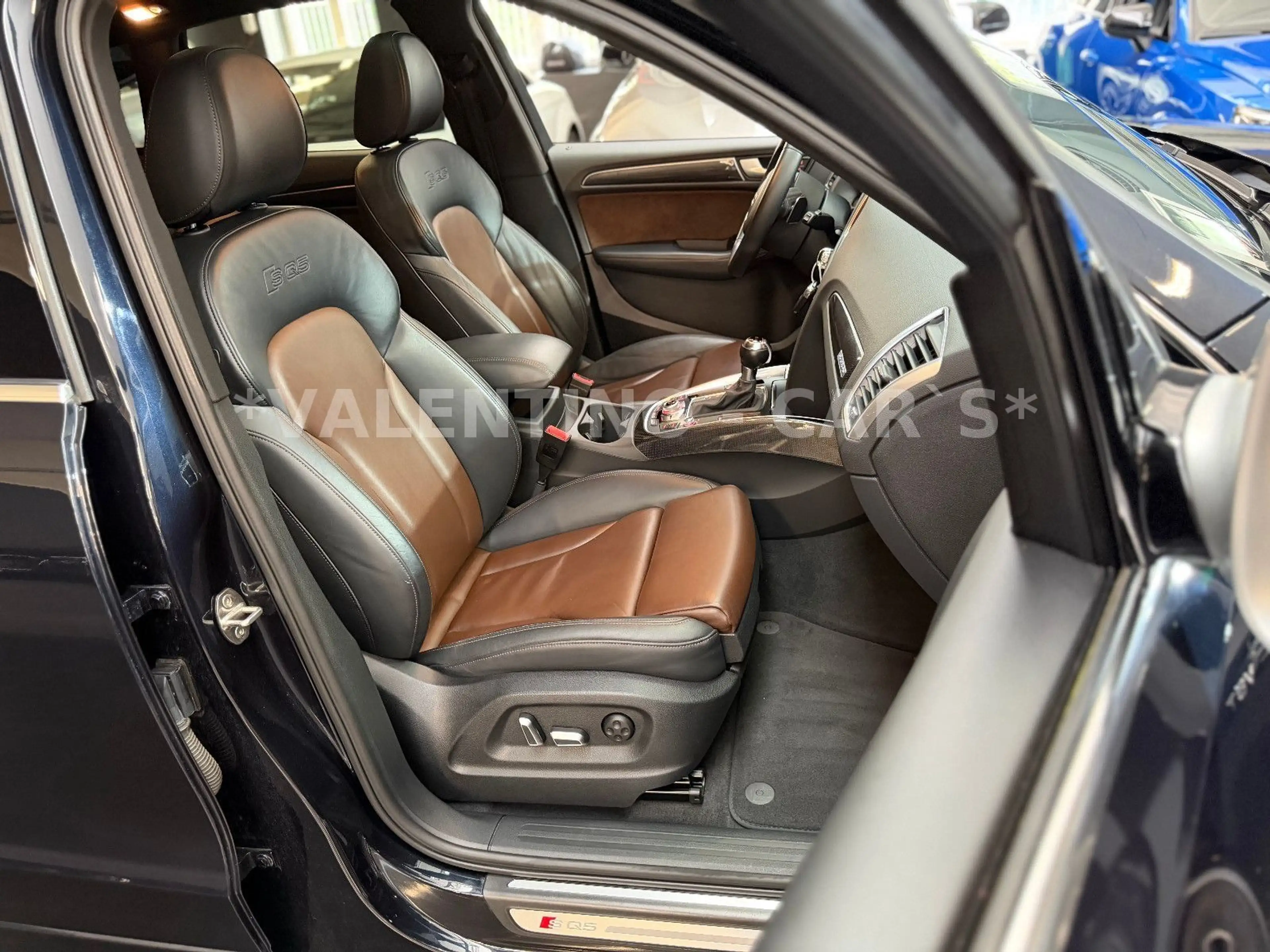 Audi SQ5 3.0 TDI quattro S-Tron/Kam/Pano/AHK/B&O/Temp — photo 14