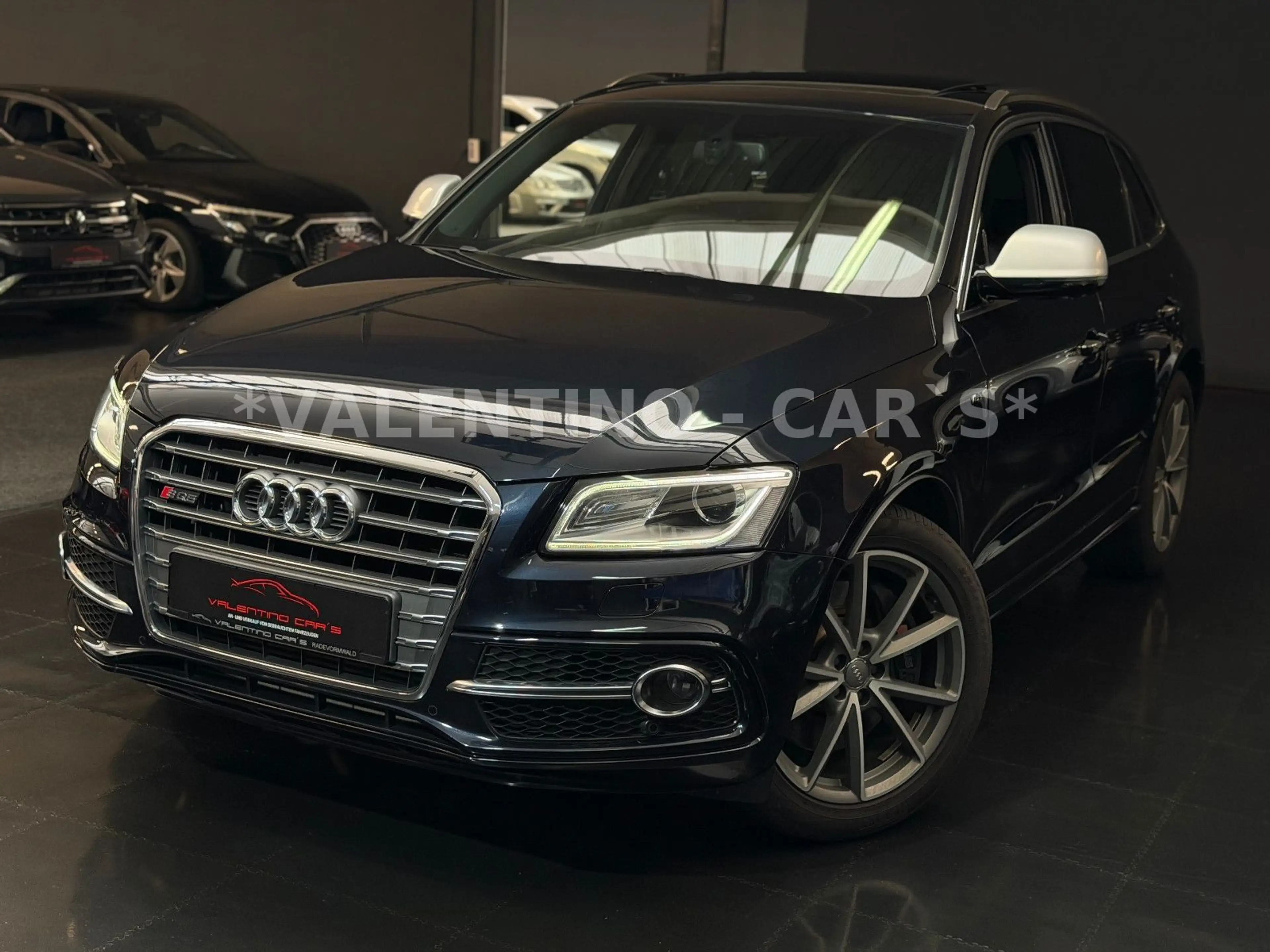 Audi SQ5 3.0 TDI quattro S-Tron/Kam/Pano/AHK/B&O/Temp — photo 11