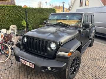 Wrangler Sahara Unlimited Outlander