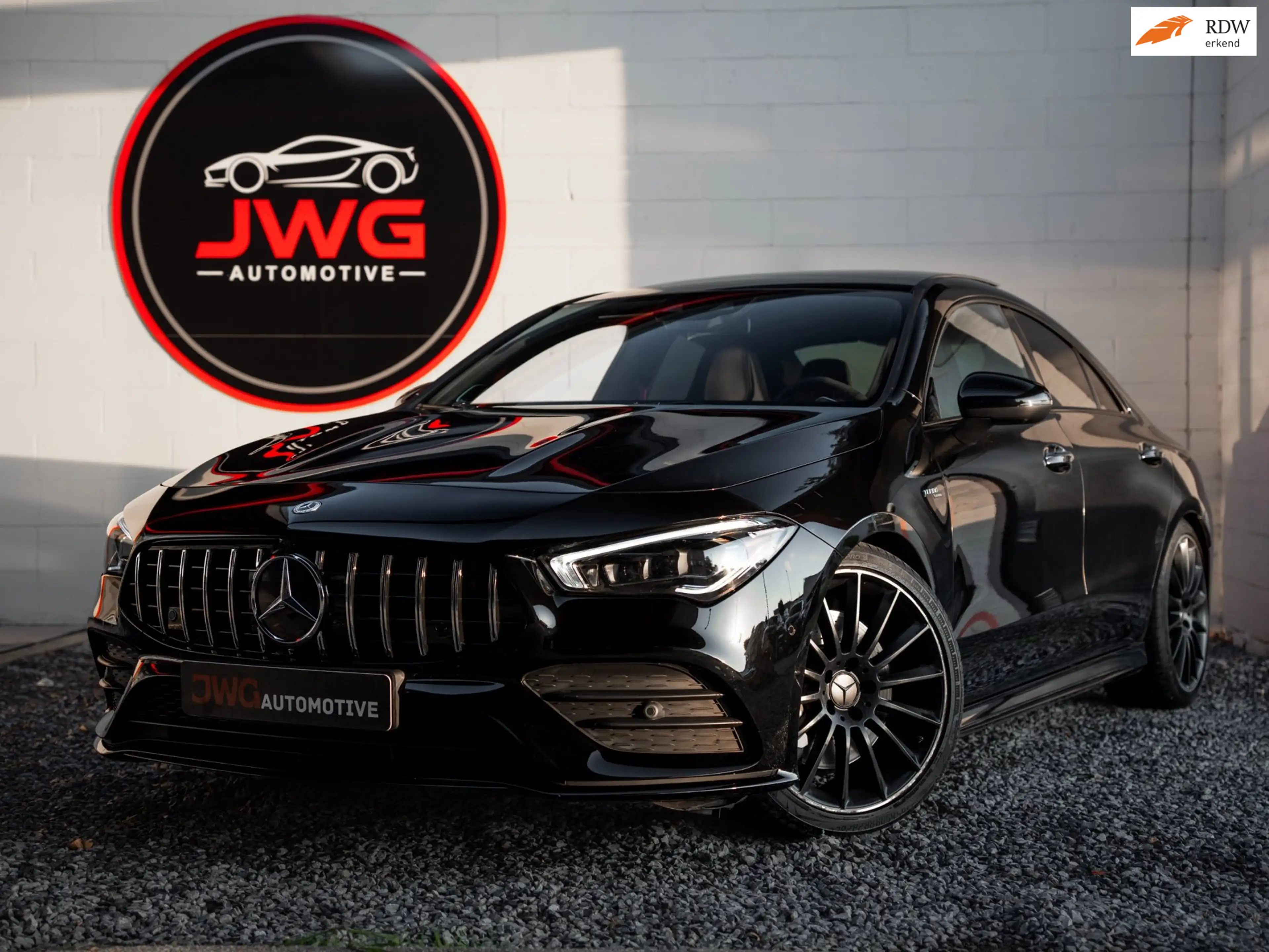 Mercedes-Benz CLA 35 AMG 4MATIC Pano/Schaal/Perf stuur/Memory/Burmester