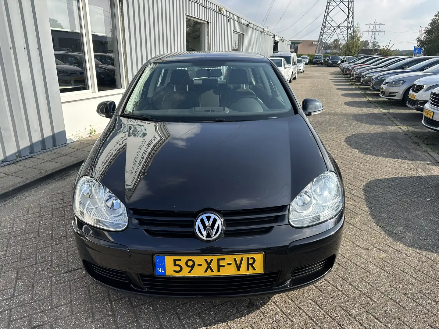 Volkswagen Golf 1.6 FSI Optive 3 Zwart - 2