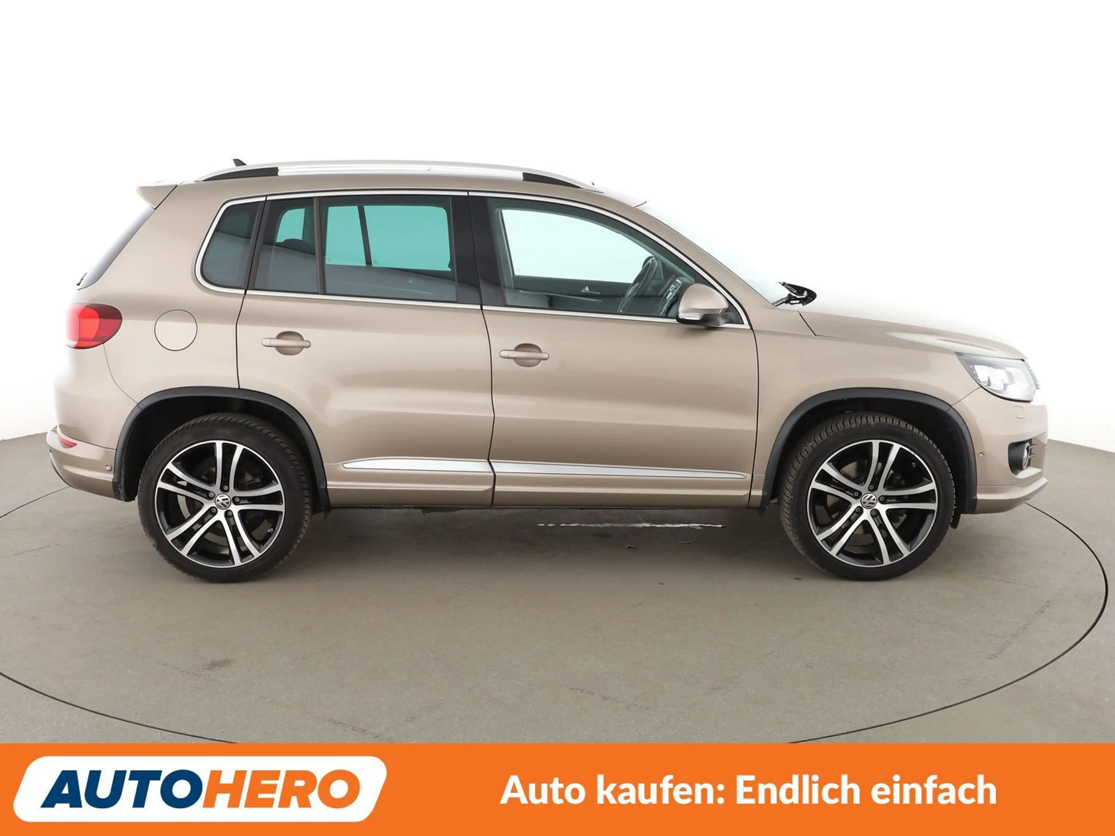 Volkswagen Tiguan 2.0 TDI Sport & Style 4Motion BMT Aut.*NAVI* — photo 7