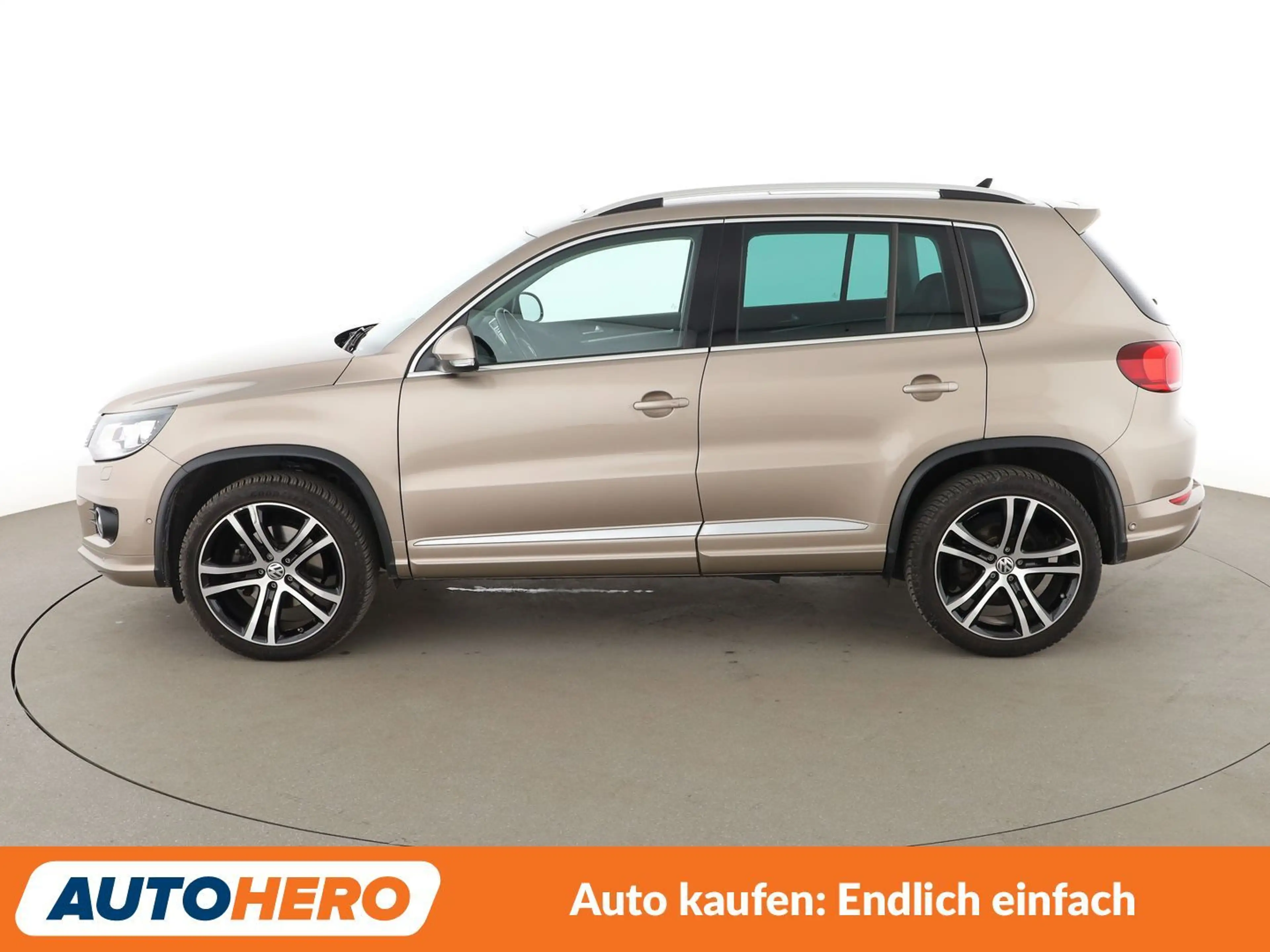Volkswagen Tiguan 2.0 TDI Sport & Style 4Motion BMT Aut.*NAVI* — photo 3
