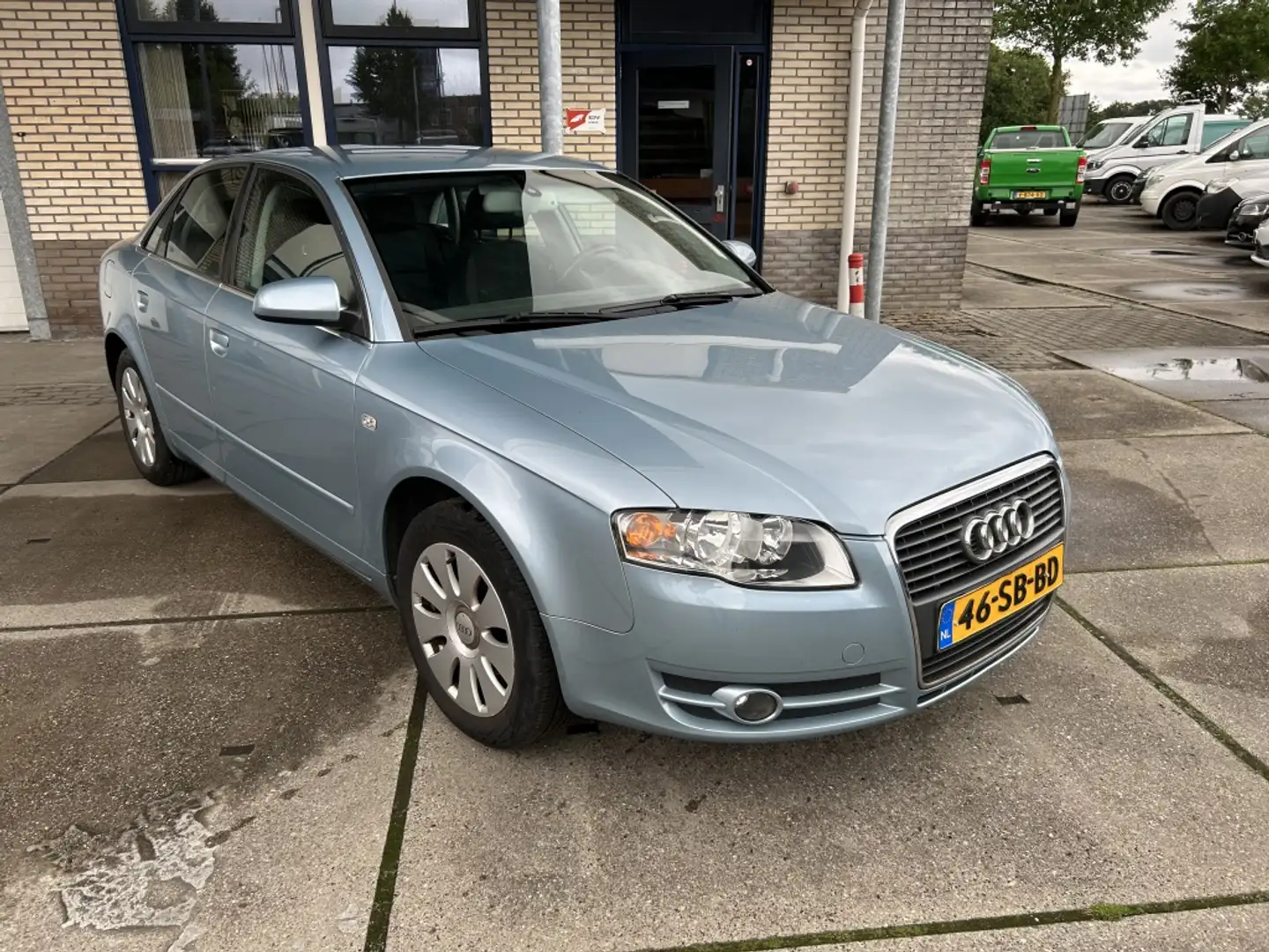 Audi A4 Limousine 2.0 Pro L. bns Blau - 2