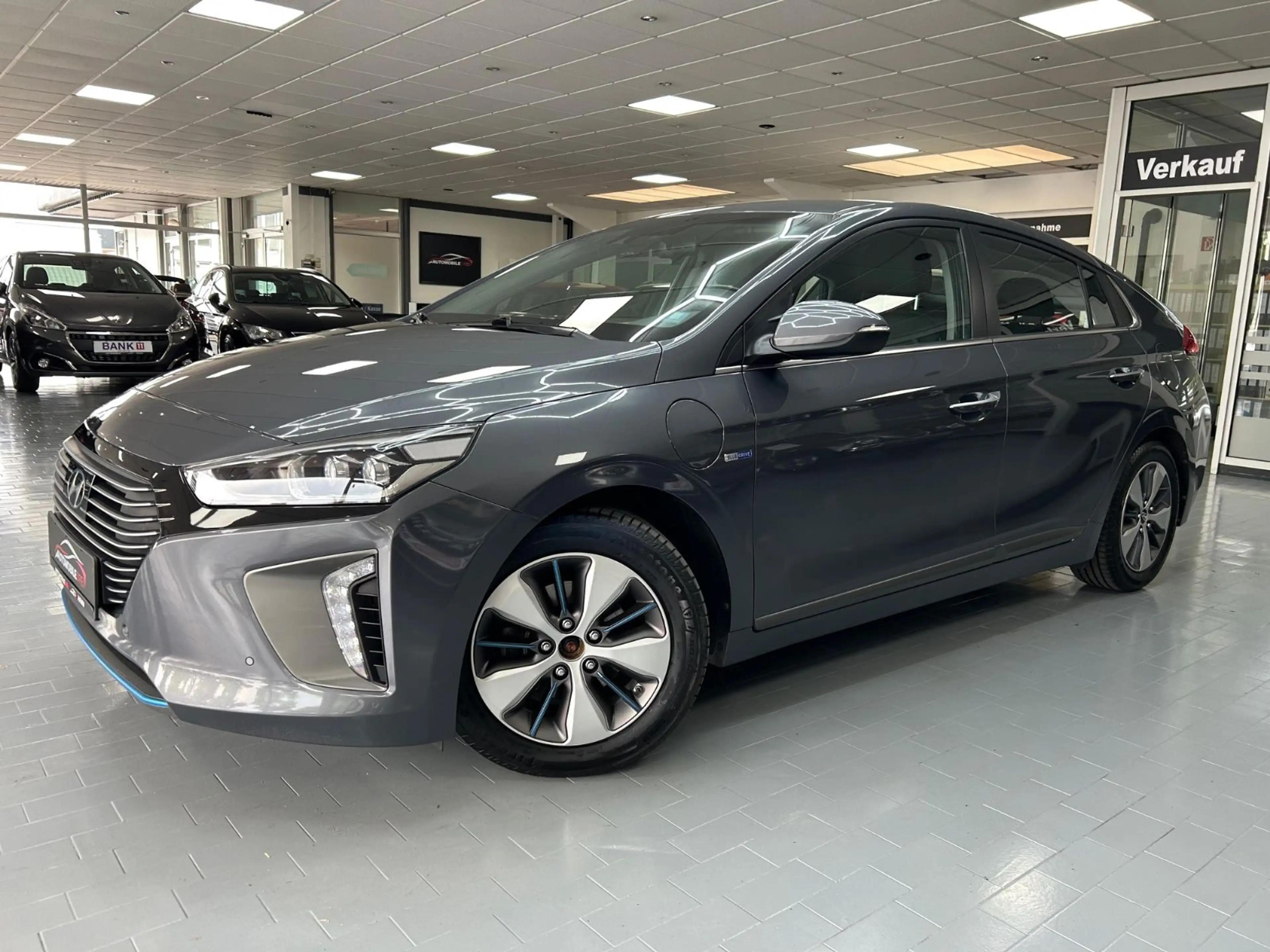 Hyundai IONIQ Ioniq Premium Plug-In Hybrid