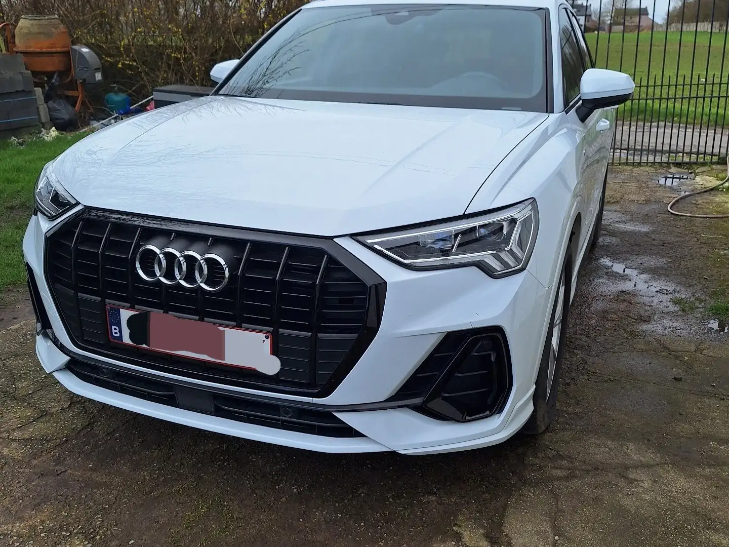 Audi Q3 35 TFSI S line tronic Wit - 1