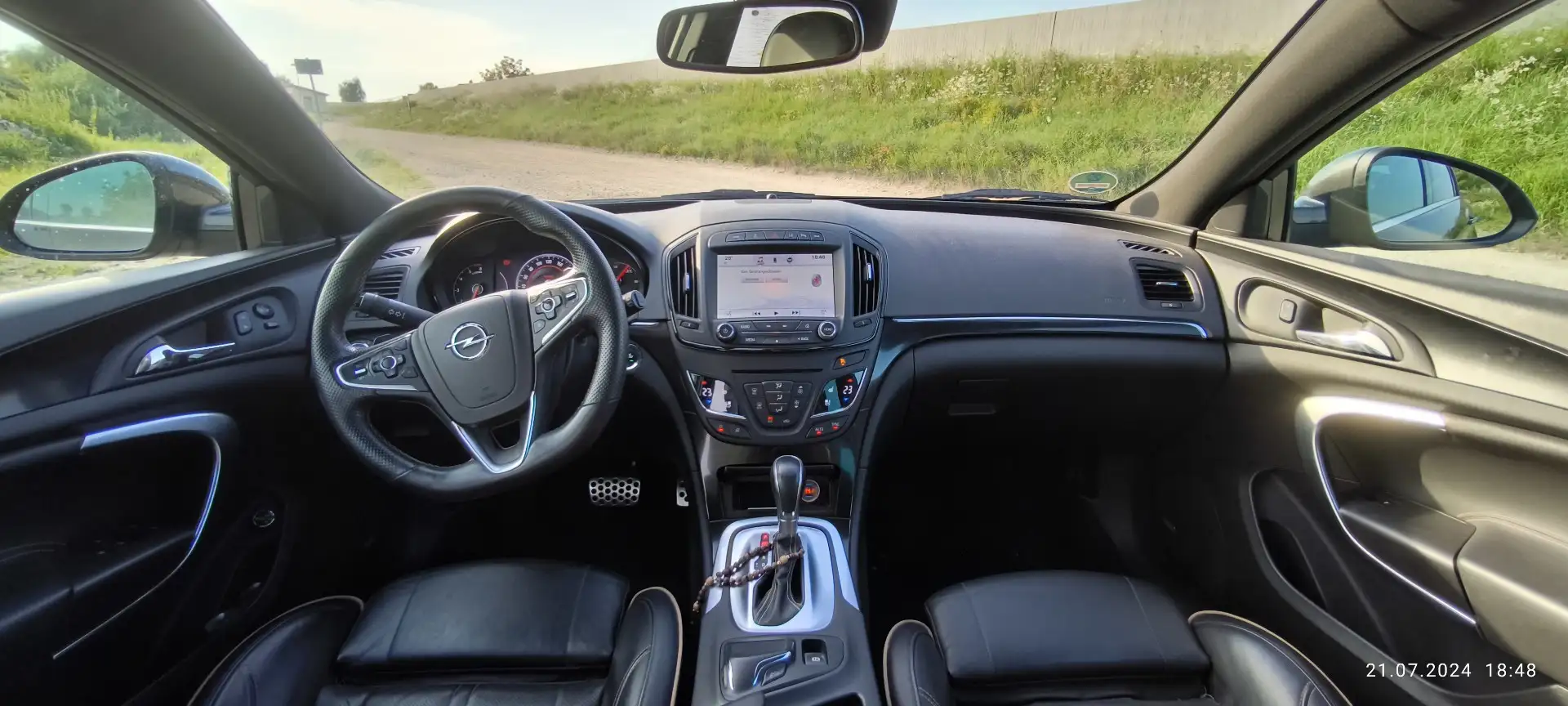Opel Insignia 2.0 Bi Turbo CDTI 4x4 Sports Tourer Aut. Sport - 1