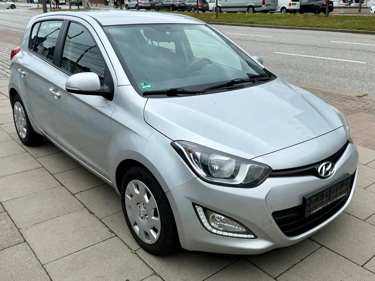 Hyundai i20