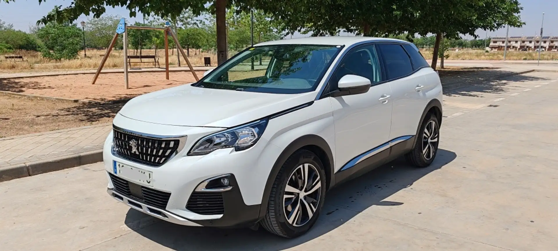 Peugeot 3008 1.2 S&S PureTech Allure 130 Blanco - 1