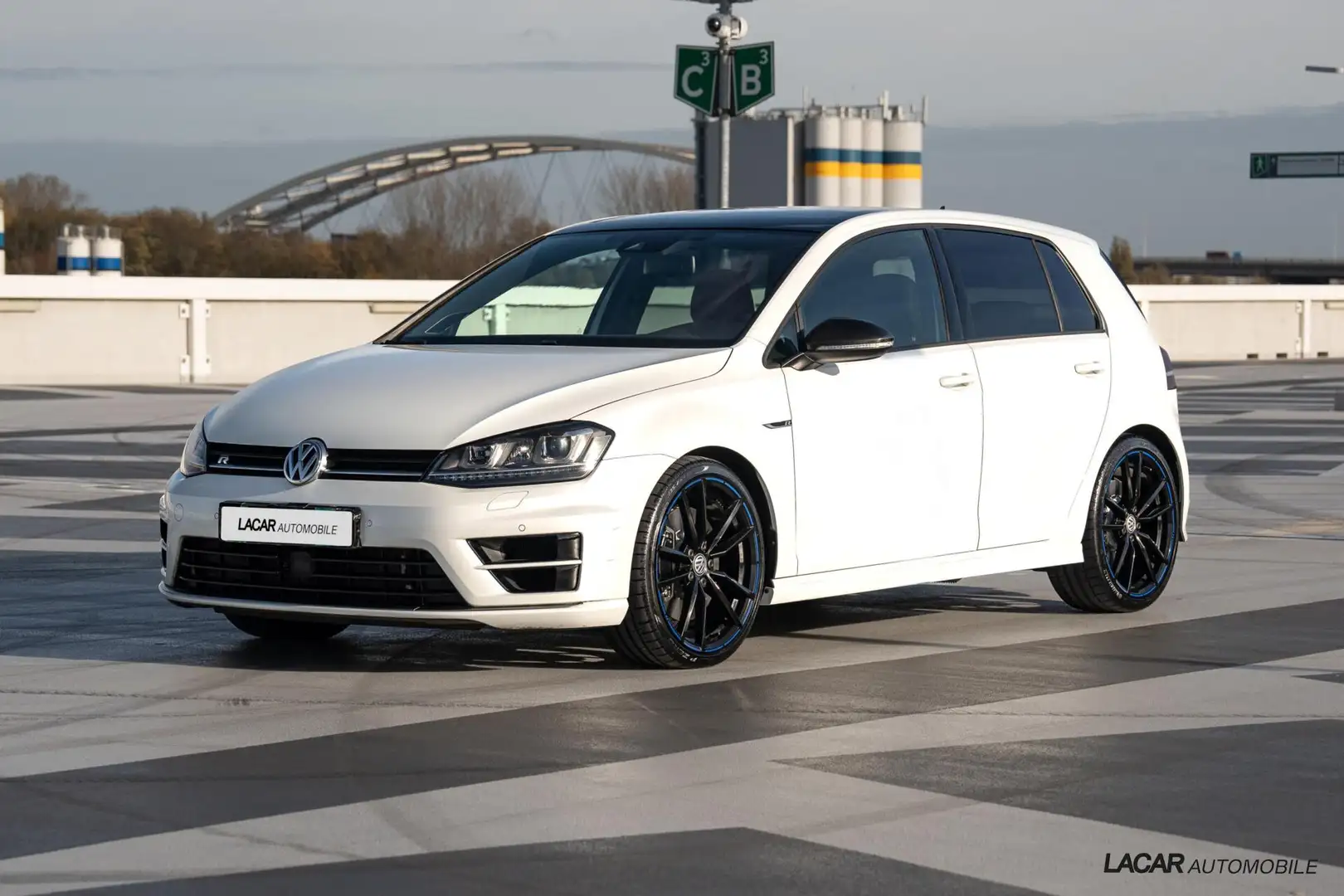 Volkswagen Golf 2.0 TSI R 4Motion I Pano I Milltek Blanc - 1