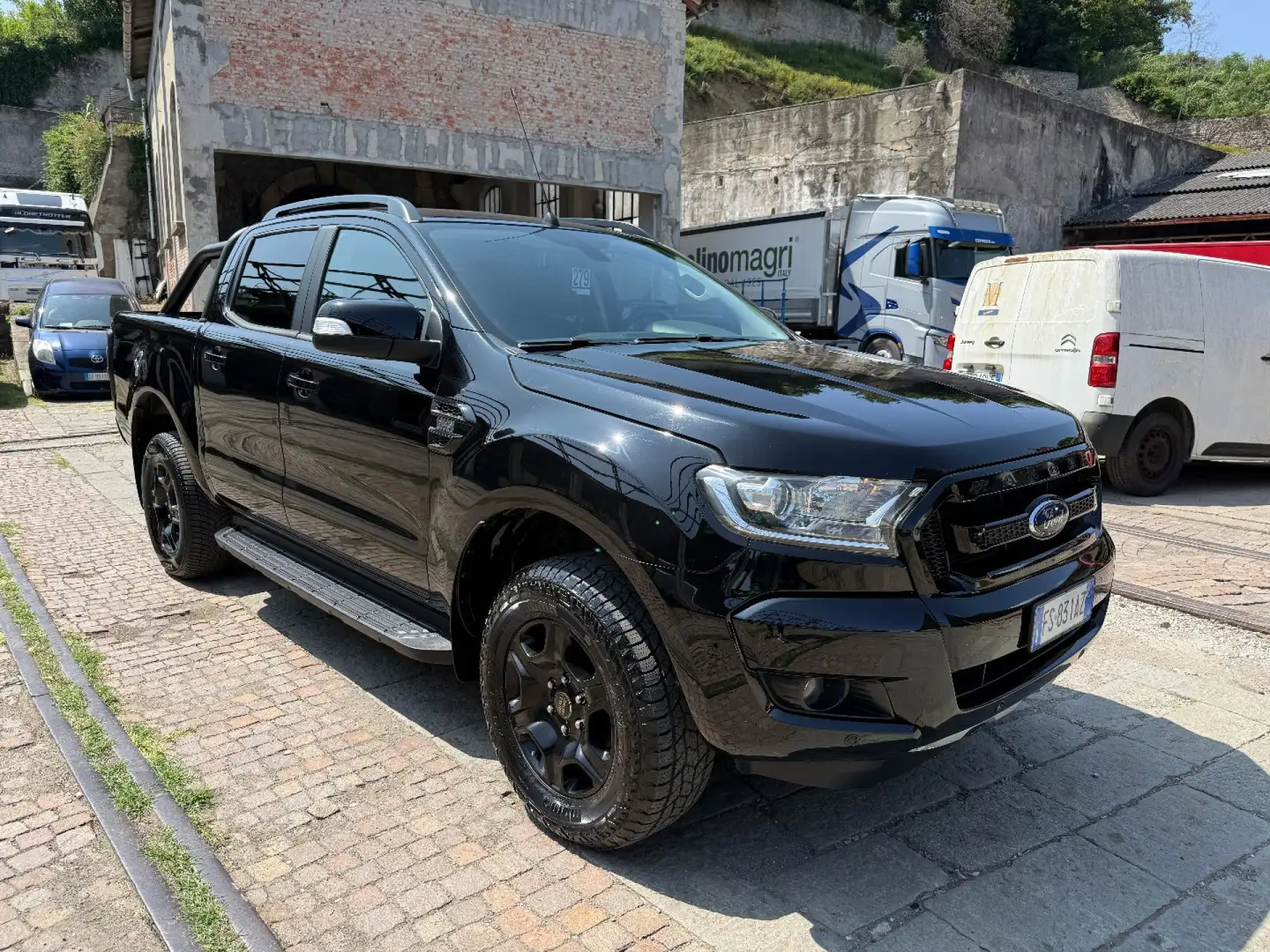 Ford Ranger 3.2 TDCi aut. DC Limited Black Edition Negro - 1