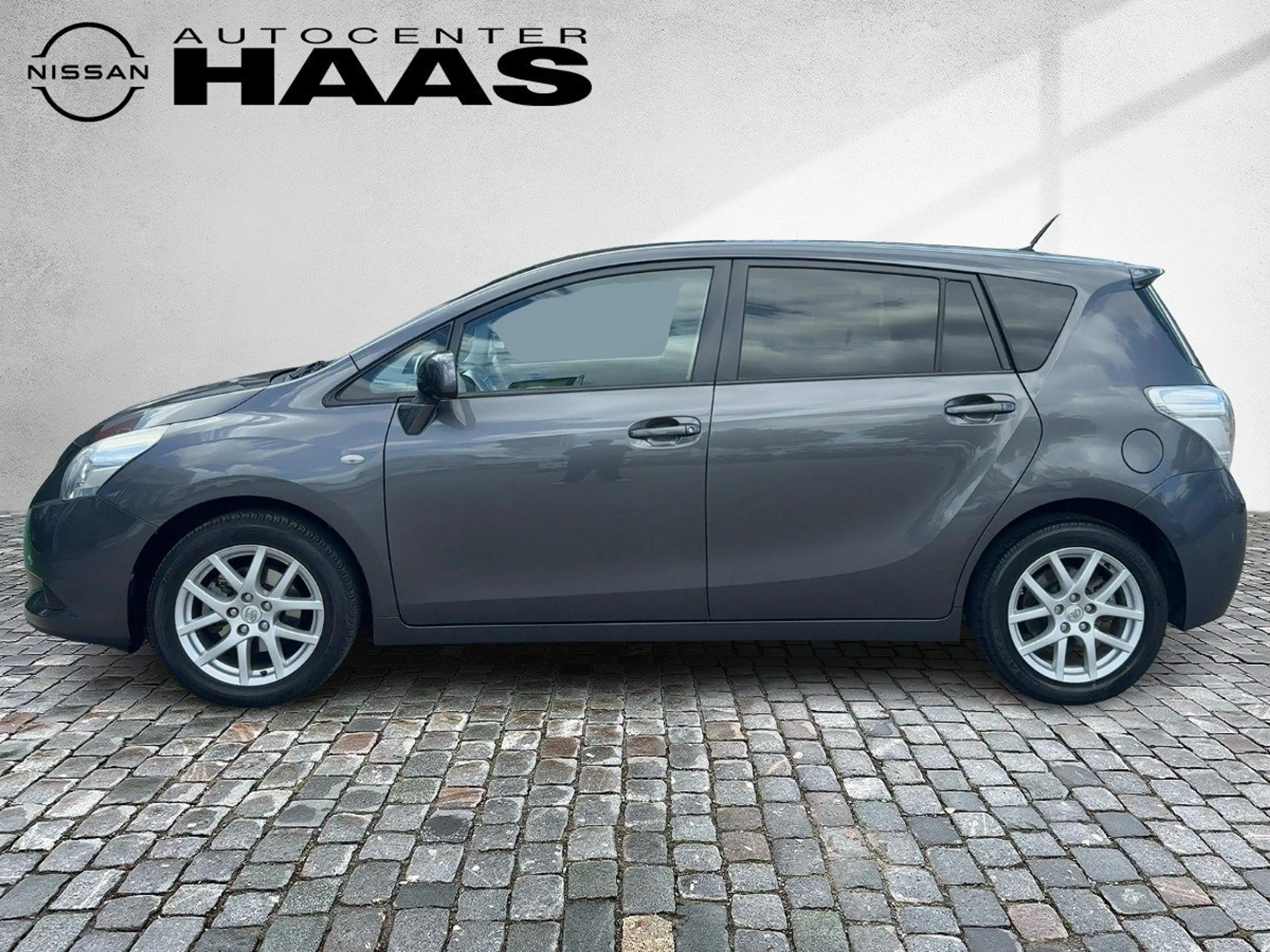 Toyota Verso 1.8 5-Sitzer Travel Navi+Kam.+KlimaA+LM — photo 3