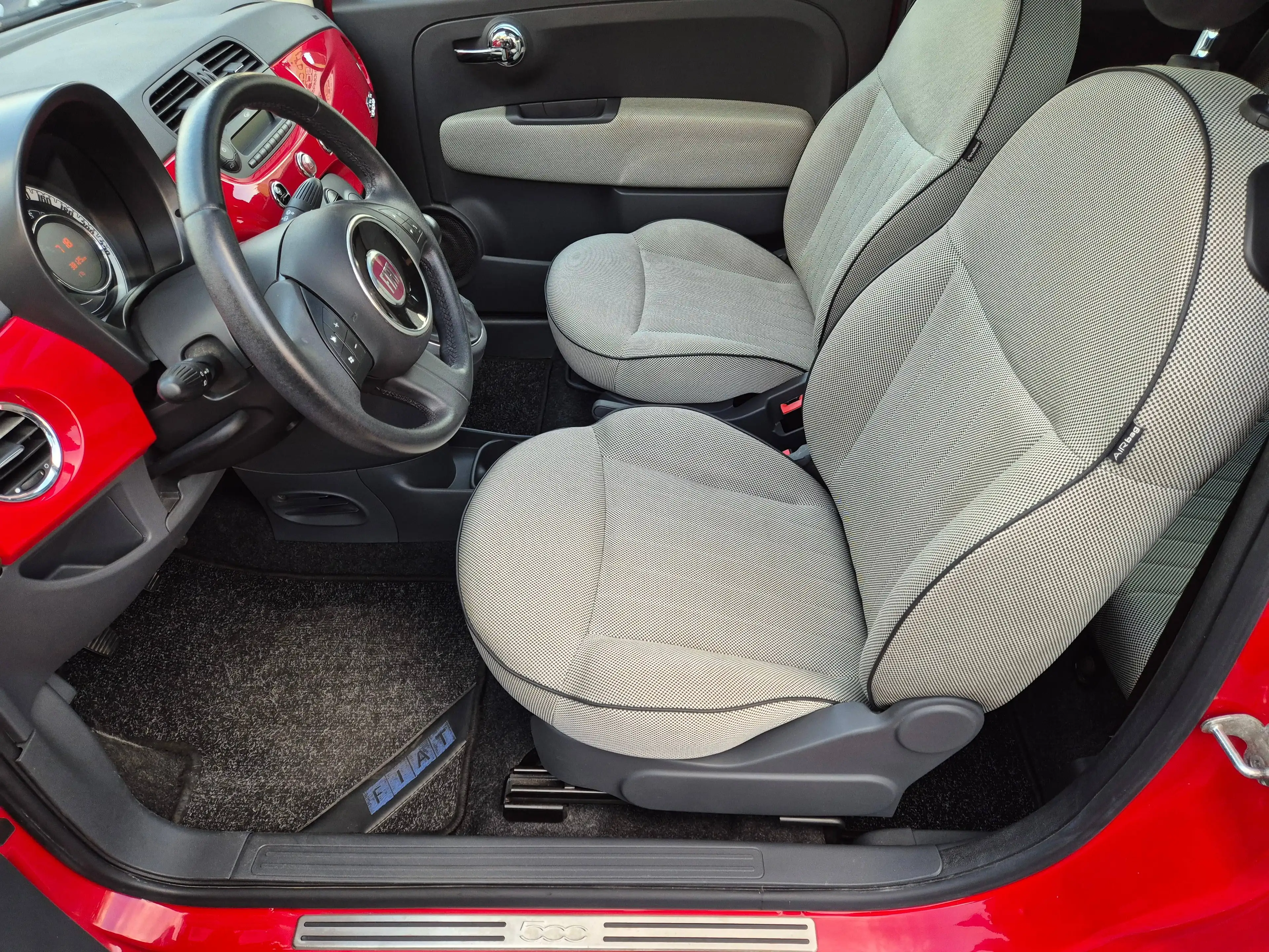 Fiat 500 Lounge *1.Hand*erst39tkm*Klima*Panorama*sehr gepflegt*Scheckheft*HU-27* — photo 9