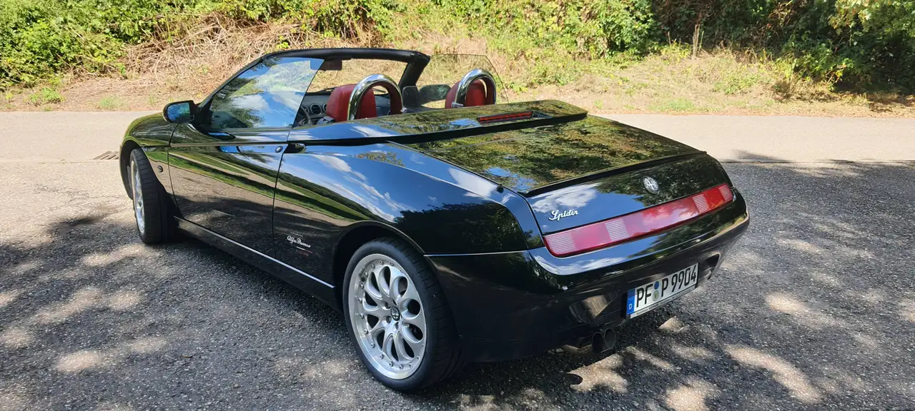 Alfa Romeo Spider 2.0 Twin Spark, foto 1