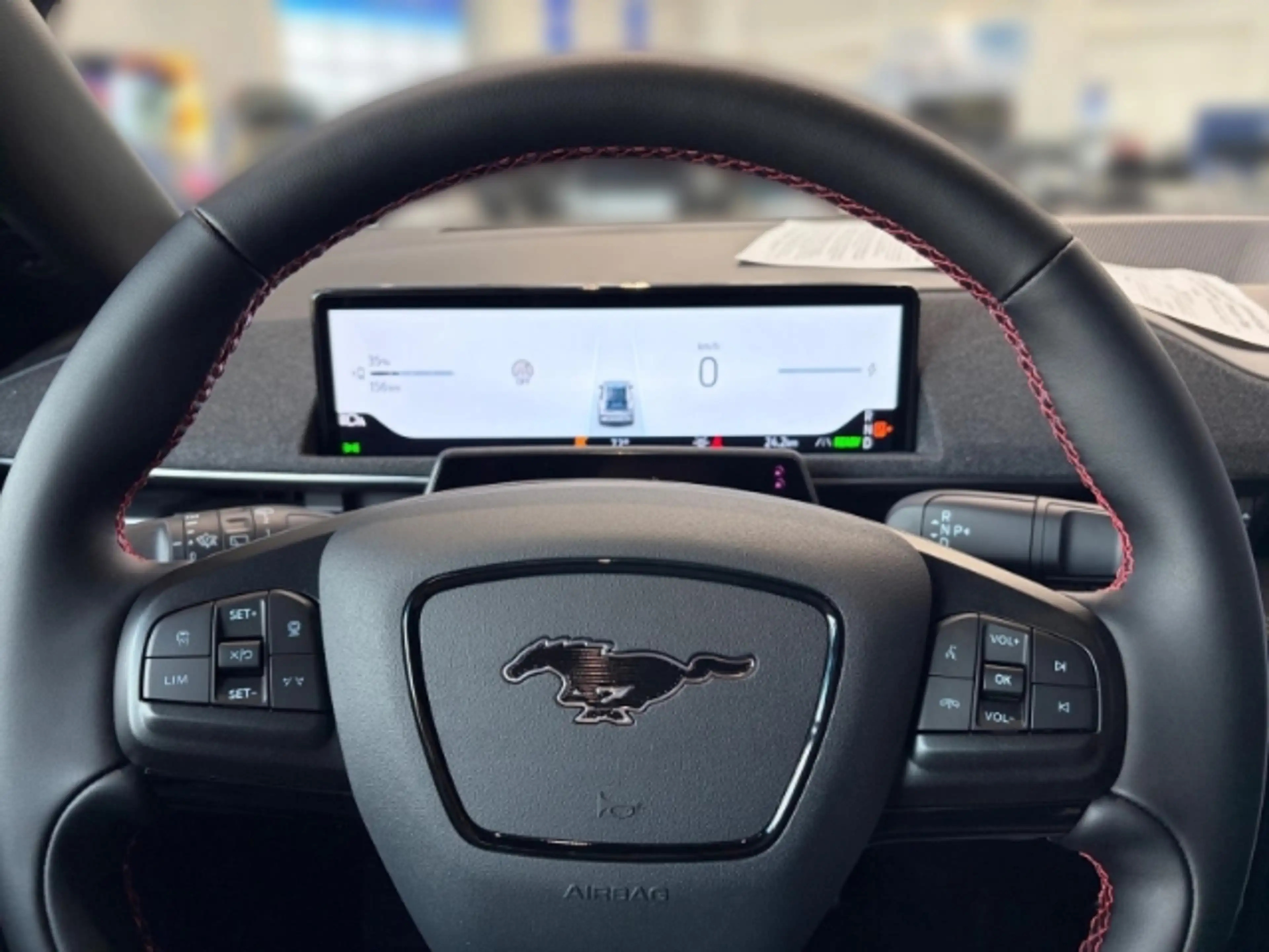 Ford Mustang Mach-E Premium+Kamera+Navi+Abstandstempomat+Müdigkeitserk — photo 8