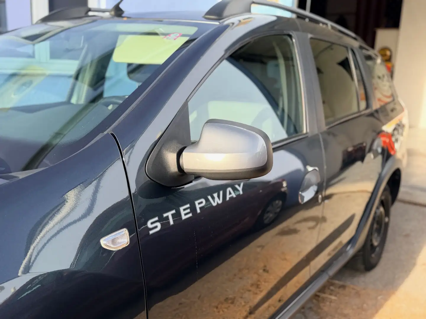 Dacia Logan Logan MCV Stepway TCe 90 Easy-R S Grau - 2