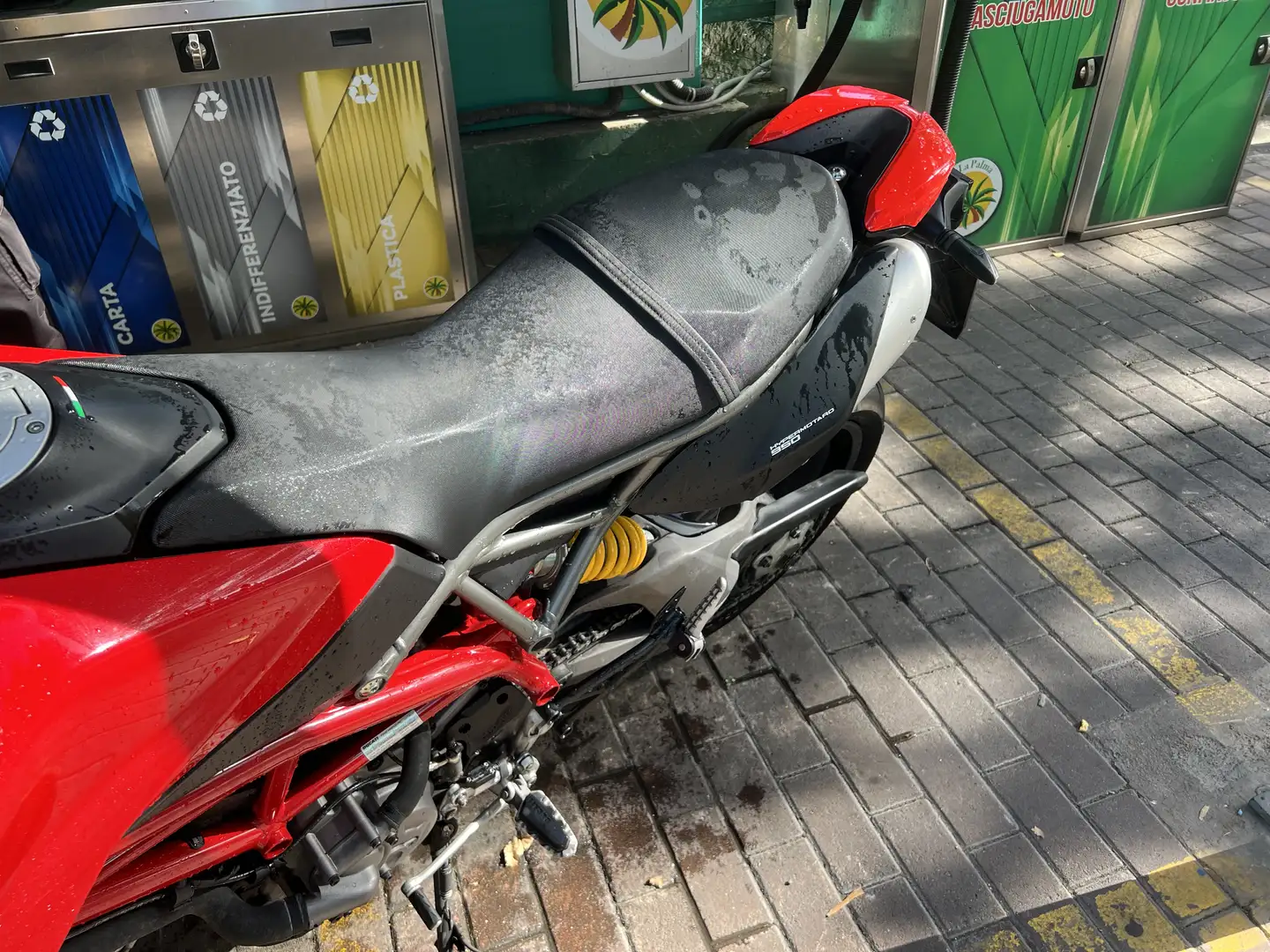 Ducati Hypermotard 950 - 1