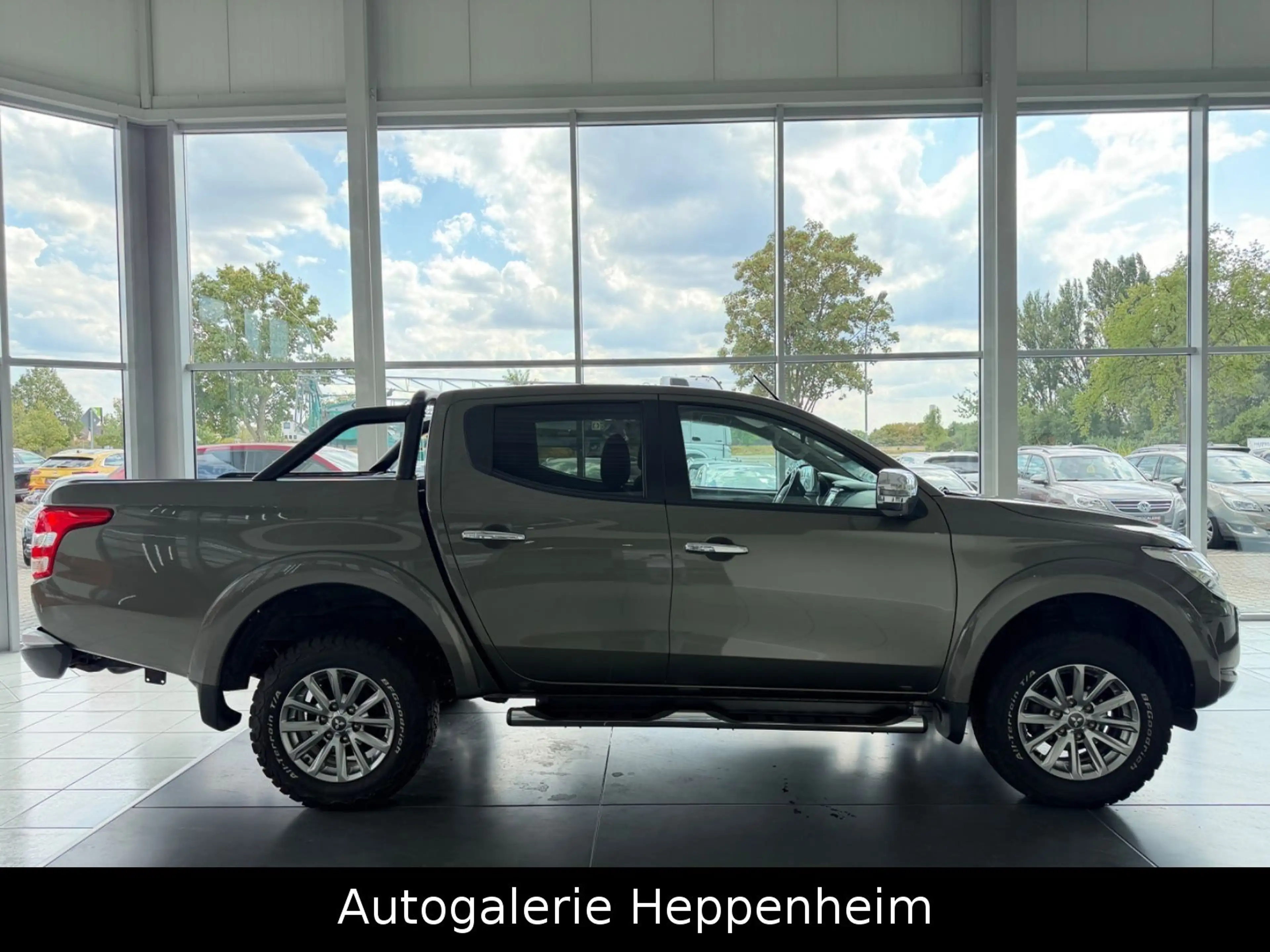 Mitsubishi L200 Plus Doppelkabine 4WD — photo 4