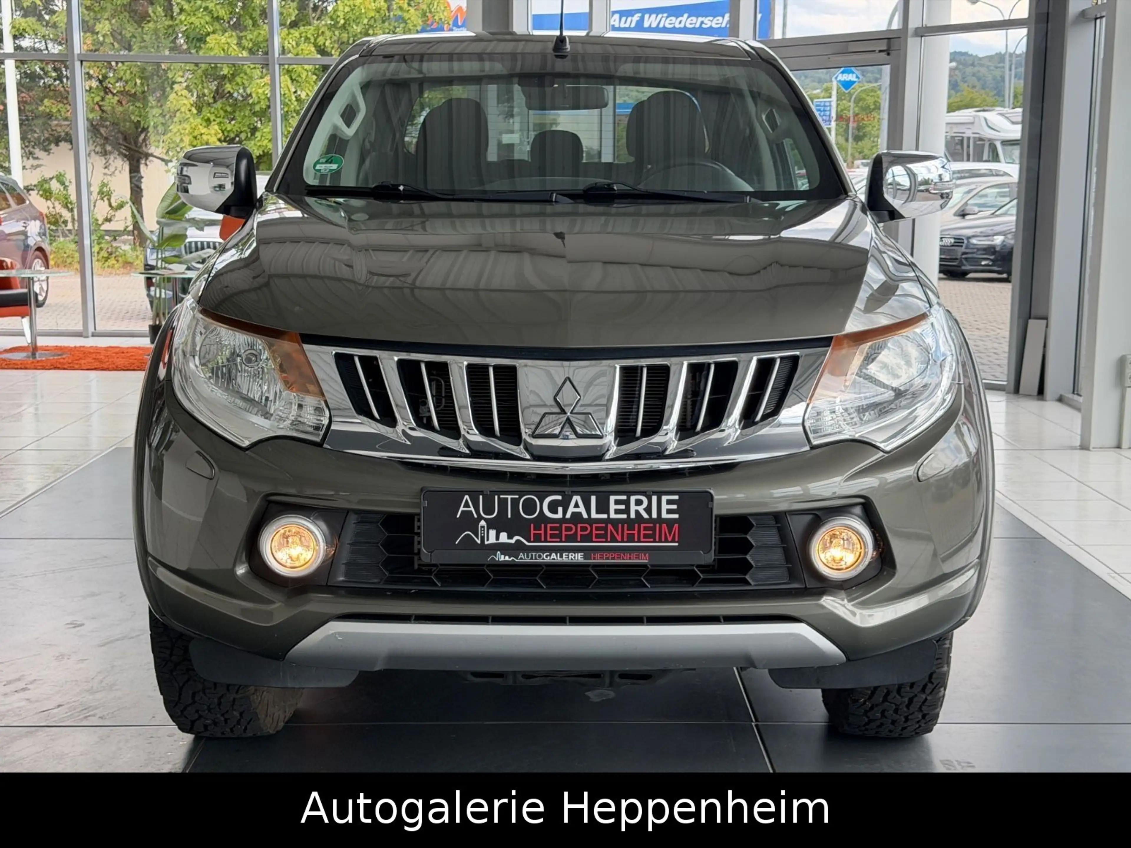 Mitsubishi L200 Plus Doppelkabine 4WD — photo 2