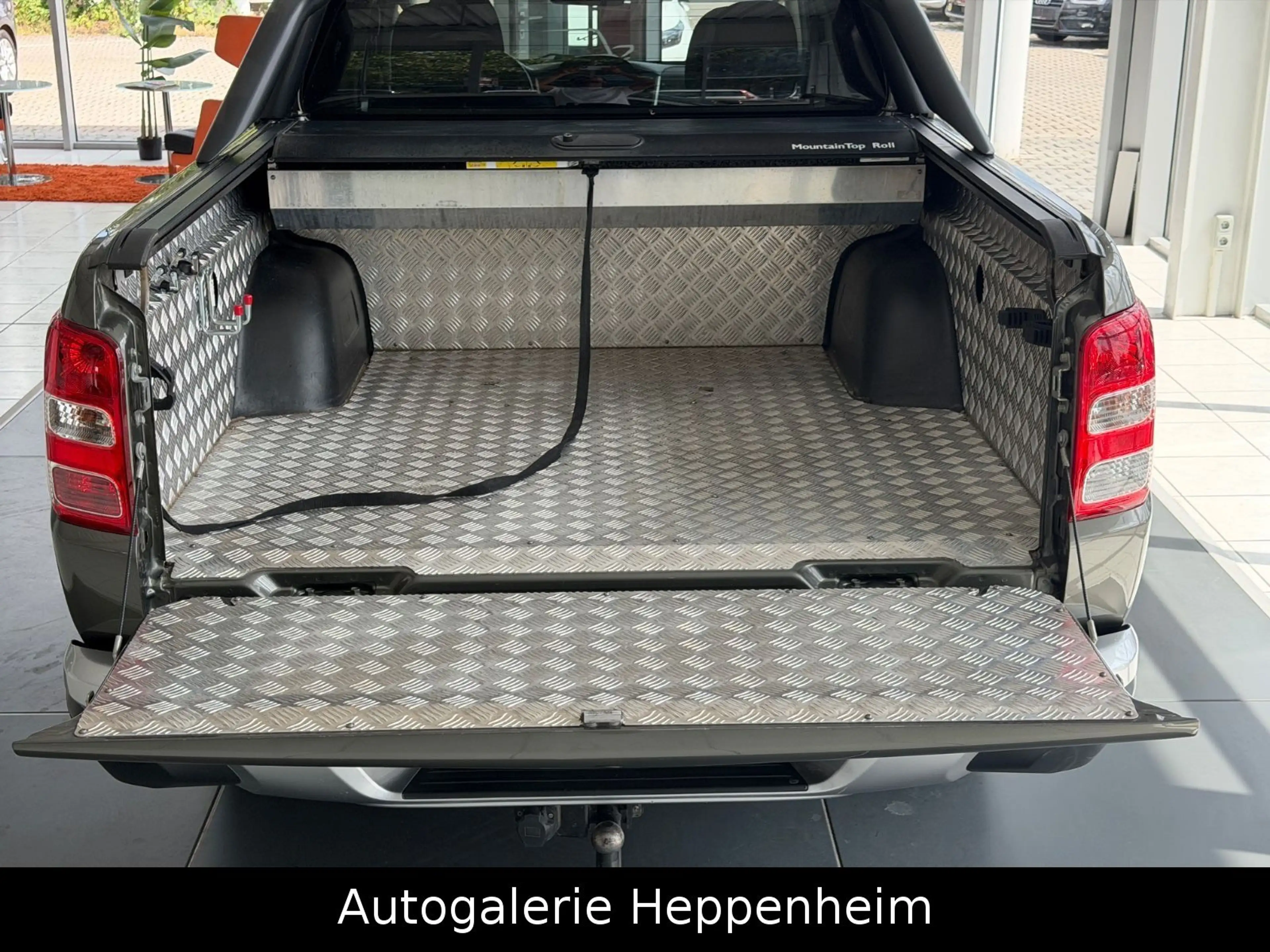 Mitsubishi L200 Plus Doppelkabine 4WD — photo 9