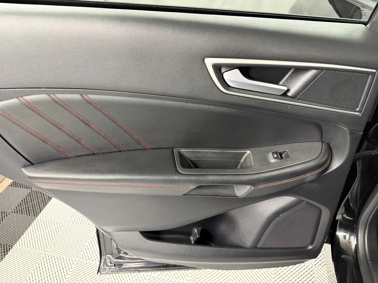 Ford Edge снимка Ford Edge
