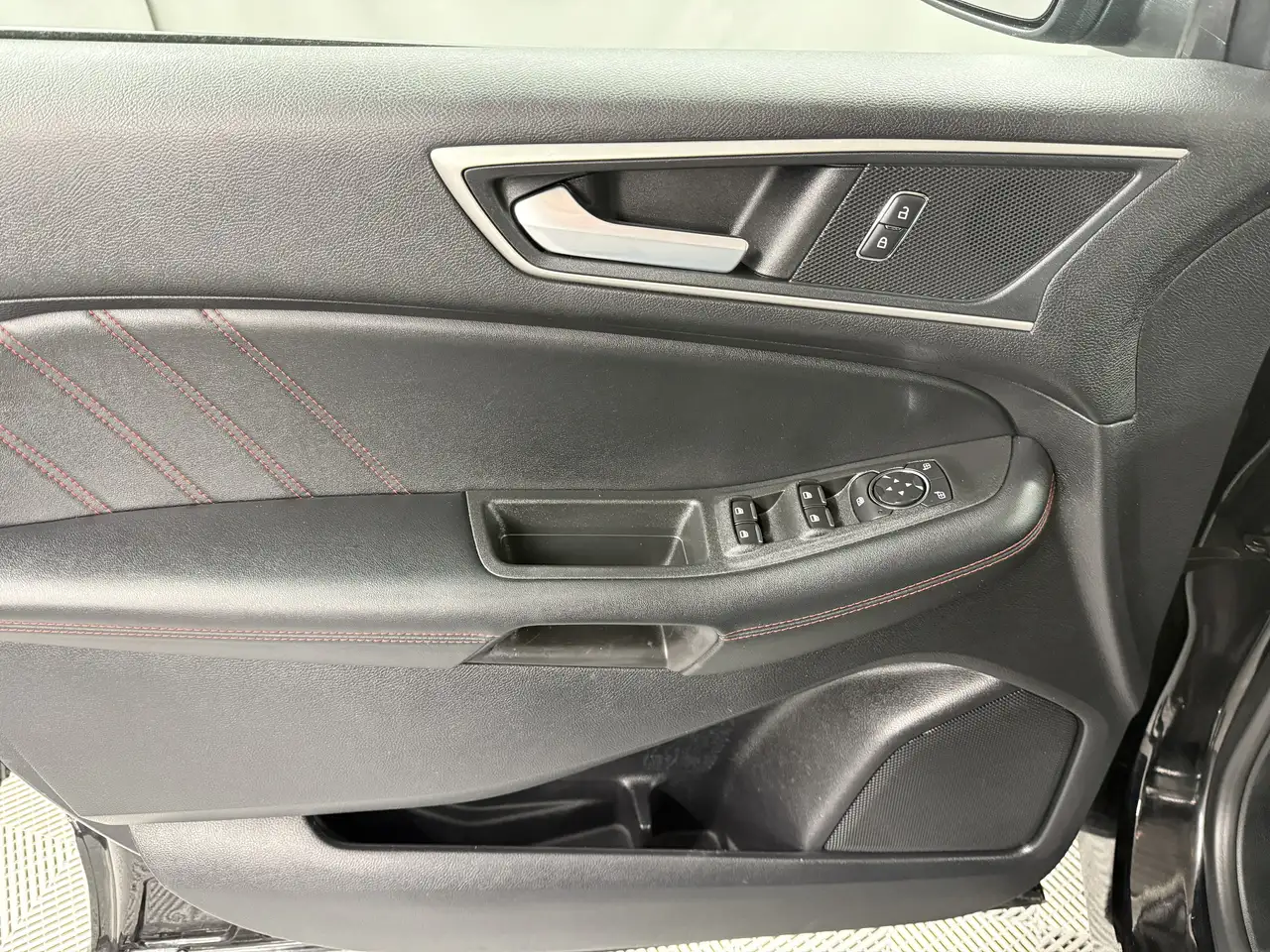 Ford Edge снимка Ford Edge