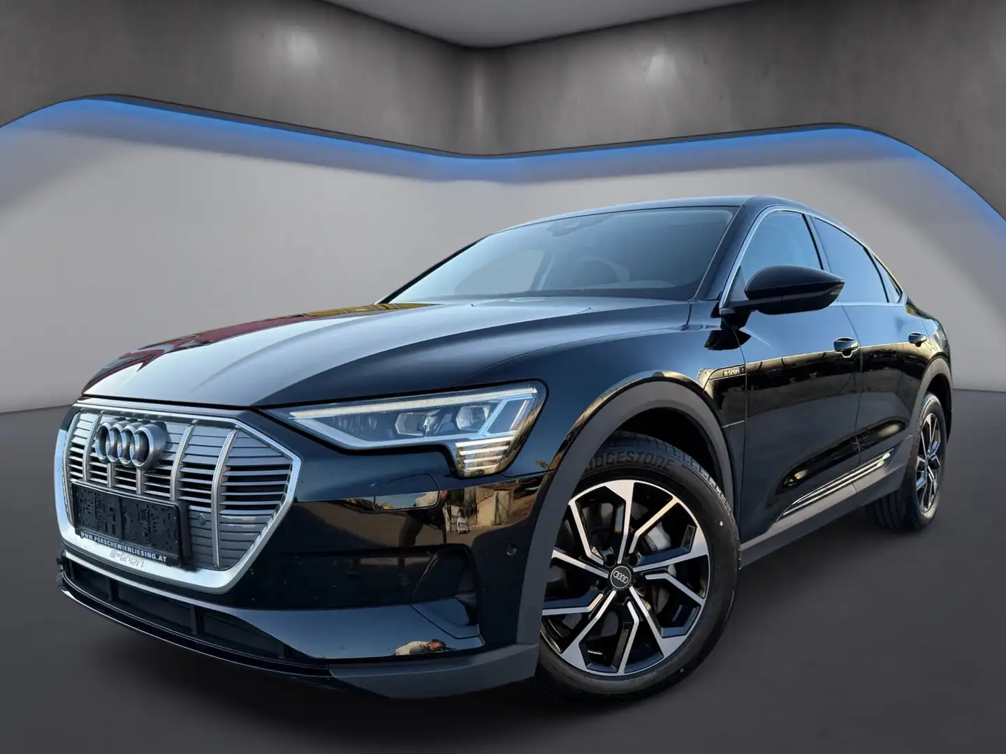 Audi e-tron 50 quattro Sportback *Standklima*8fachbereift* Zwart - 1