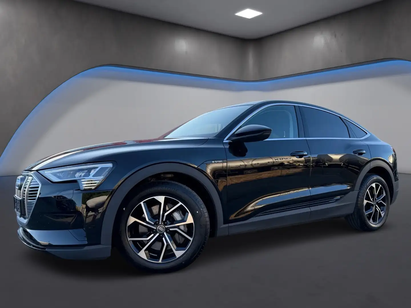 Audi e-tron 50 quattro Sportback *Standklima*8fachbereift* Zwart - 2