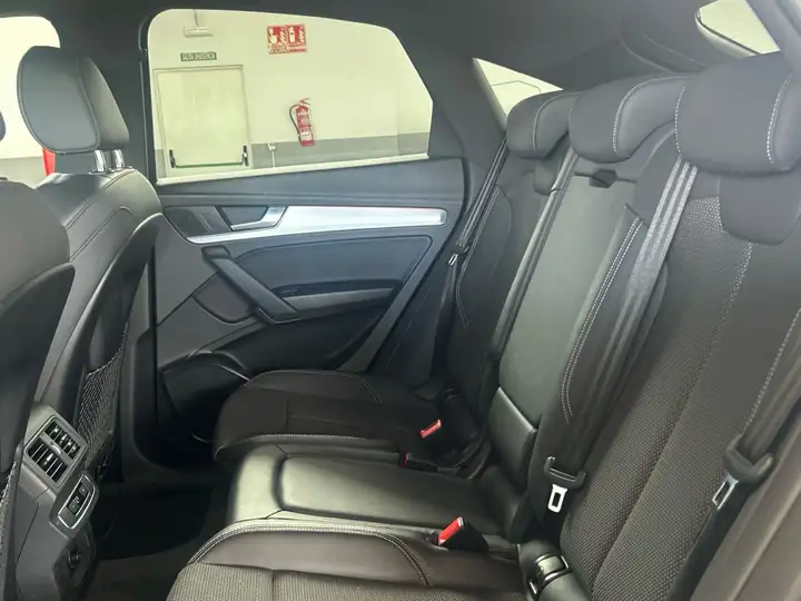 Audi Q5 2.0 Black line 40 TDI quattro-ultra 2022, foto 12