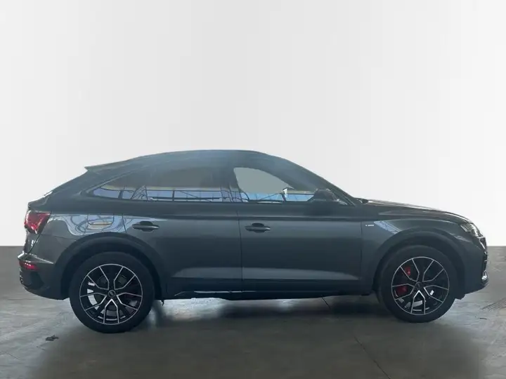 Audi Q5 2.0 Black line 40 TDI quattro-ultra 2022, foto 8