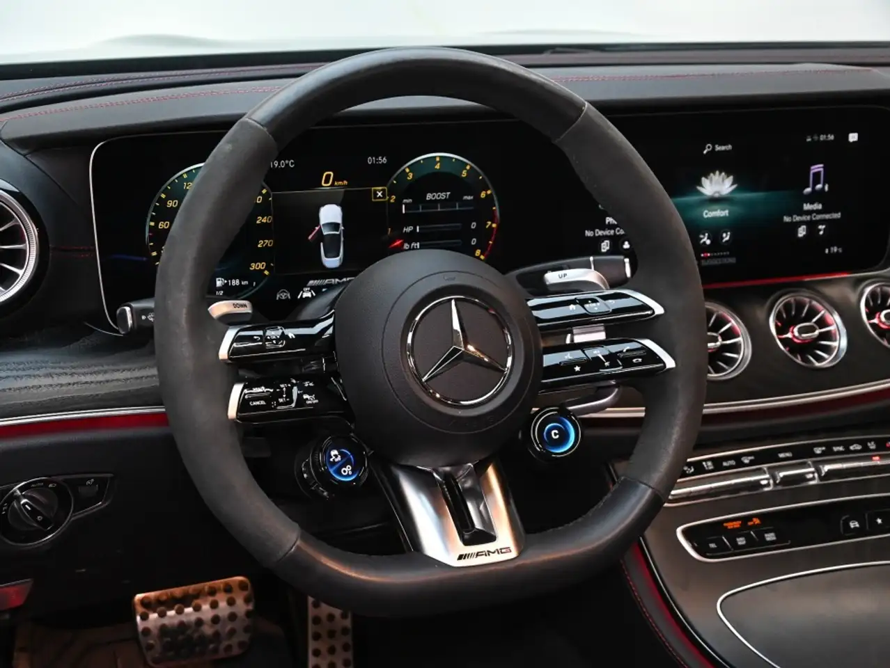 Mercedes-Benz E-Class photo Mercedes-Benz E-Class
