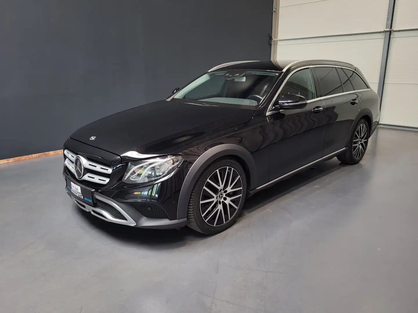 Mercedes-Benz E 400 d All-Terrain 4Matic *TOP Ausstattung* Schwarz - 1