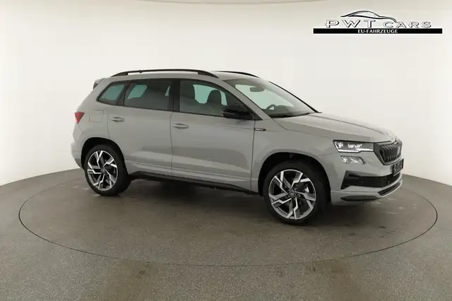 Skoda Karoq Sportline 4x4 2.0 TSI DSG Sportline, AHK, Navi,... Ansicht 25