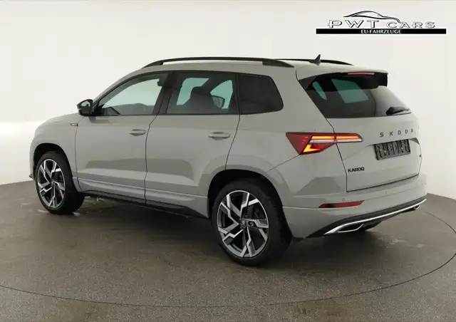Skoda Karoq Sportline 4x4 2.0 TSI DSG Sportline, AHK, Navi,... Ansicht 3
