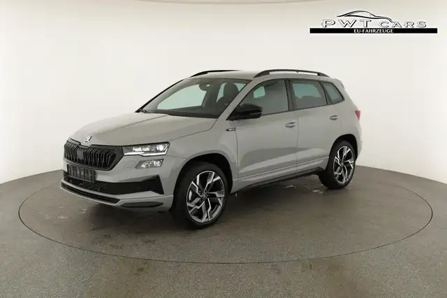 Skoda Karoq Sportline 4x4 2.0 TSI DSG Sportline, AHK, Navi,... Ansicht 32